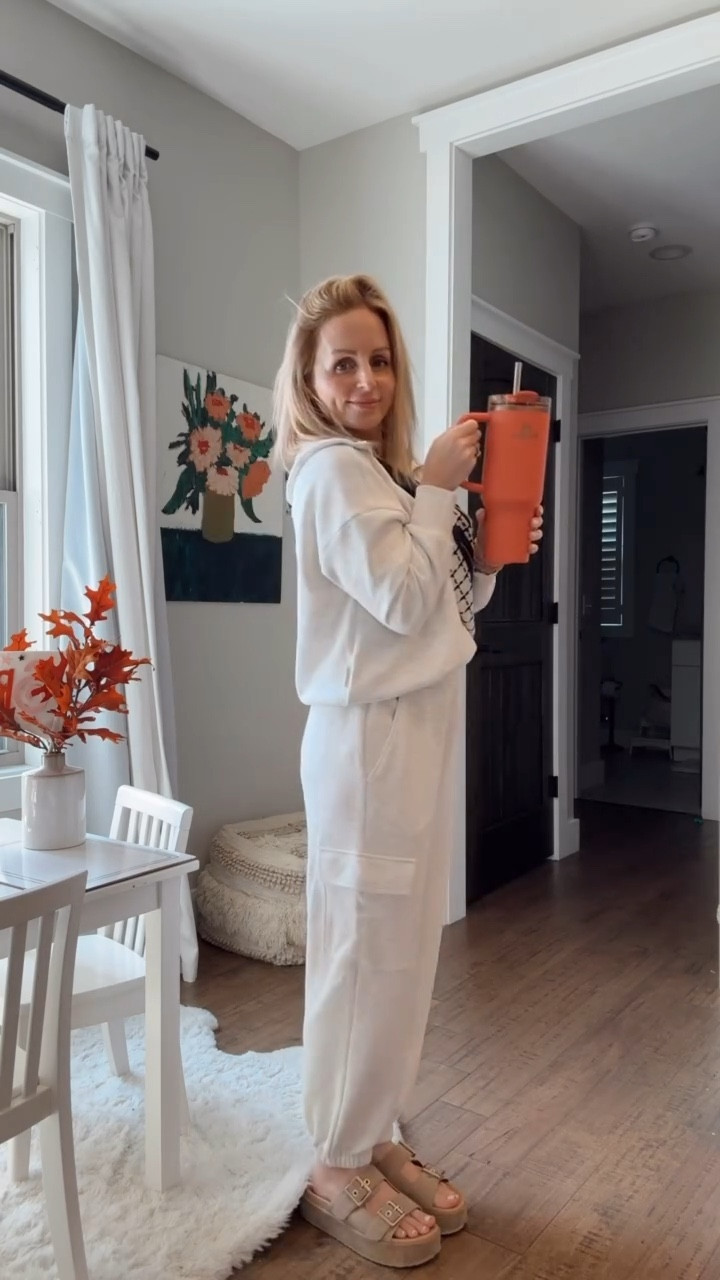 Pumpkin Spice has entered the chat!! 💬 🍂🧡✨comment PUMPKIN for deets sent to your inbox! This Stanley is brand new and just launched + 🔗🔗 my favorite new fall fit too!! It’s the softest I’ve ever worn! @varley #pumpkinspice #cozy