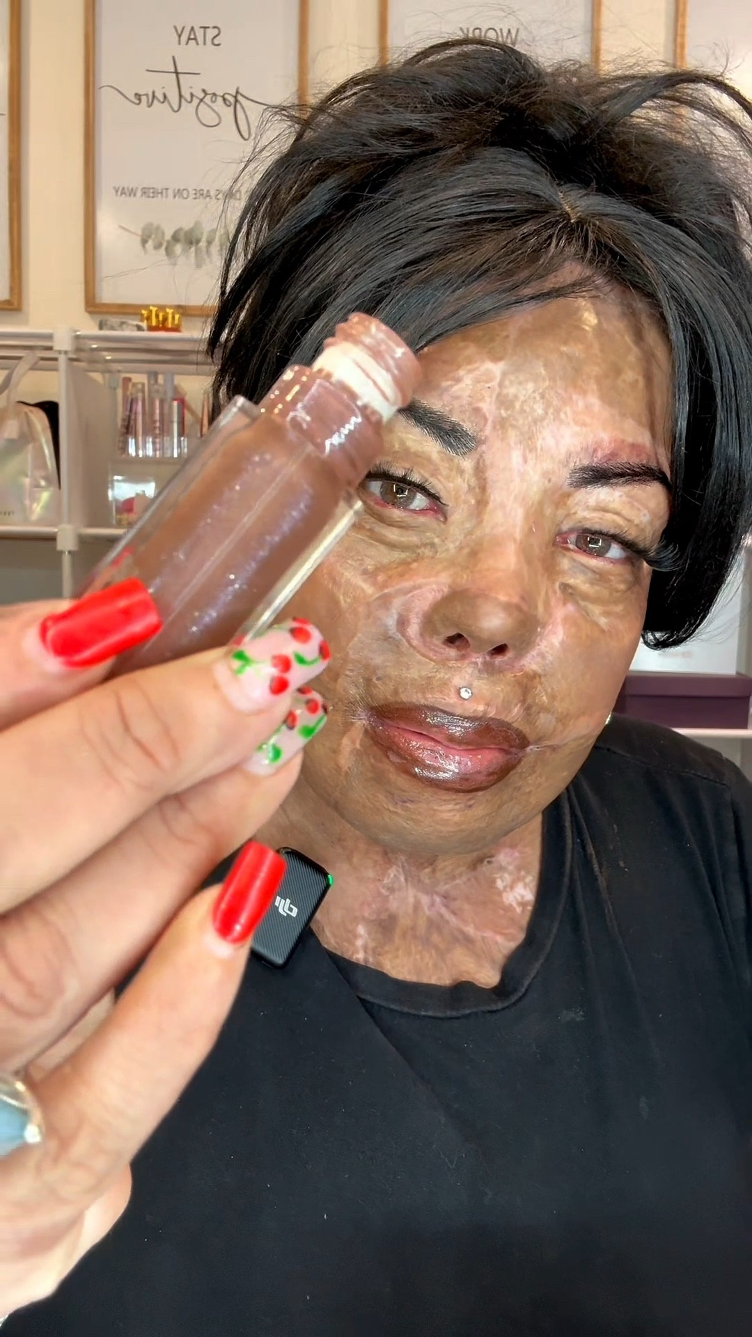 Easy no makeup look using tinted moisturizers and lip gloss✨

#erborian #lauramercier #fentygloss #tintedmoisturizer #easymakeup

#LTKBeauty #LTKOver40