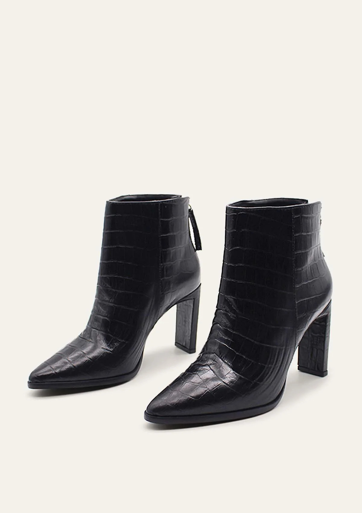 Cologne Black | KAANAS