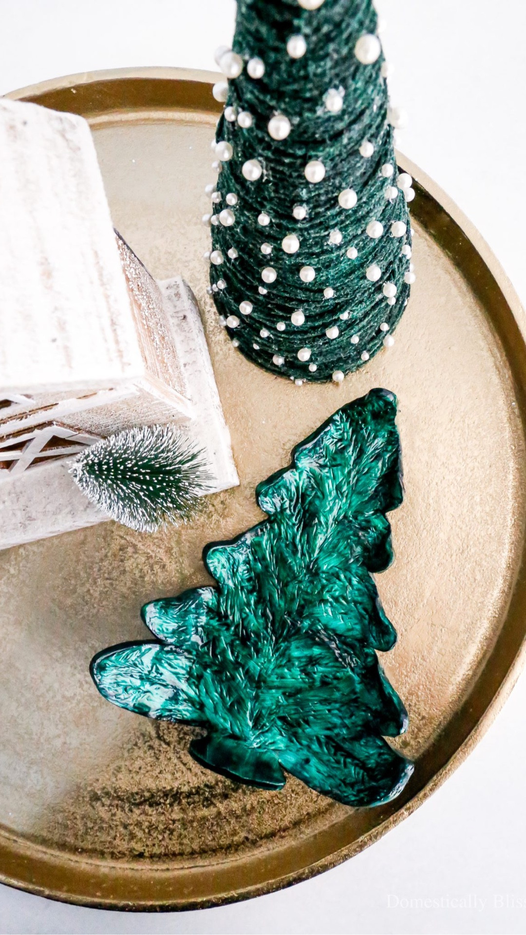 This DIY Clay Christmas Tree is a fun fall craft that makes a great gift and beautiful Christmas decor for your home.

See details:
https://domesticallyblissful.com/diy-clay-christmas-tree/

🔗 Join our newsletter: https://domesticallyblissful.com/newsletter/ 

#LTKHome #LTKSeasonal #LTKHoliday