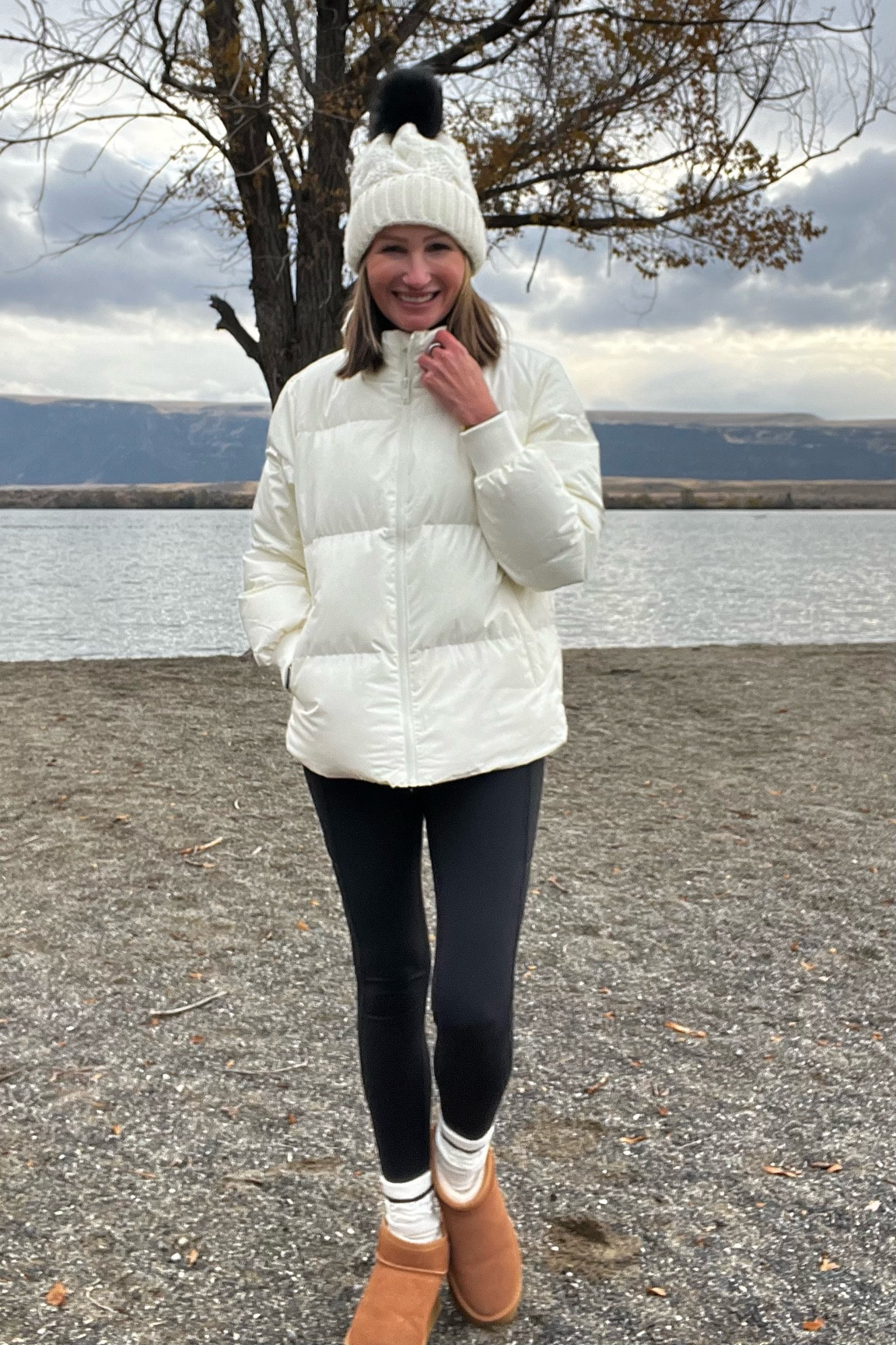 Cutest short puffer 

#LTKOver40 #LTKActive