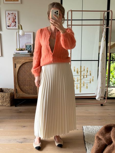 Spring outfit, orange cardigan, sezane, pleated maxi skirt, Vivia ballet flats, summer style, colourful outfit, knitted cardigan 

#LTKeurope #LTKstyletip #LTKsummer
