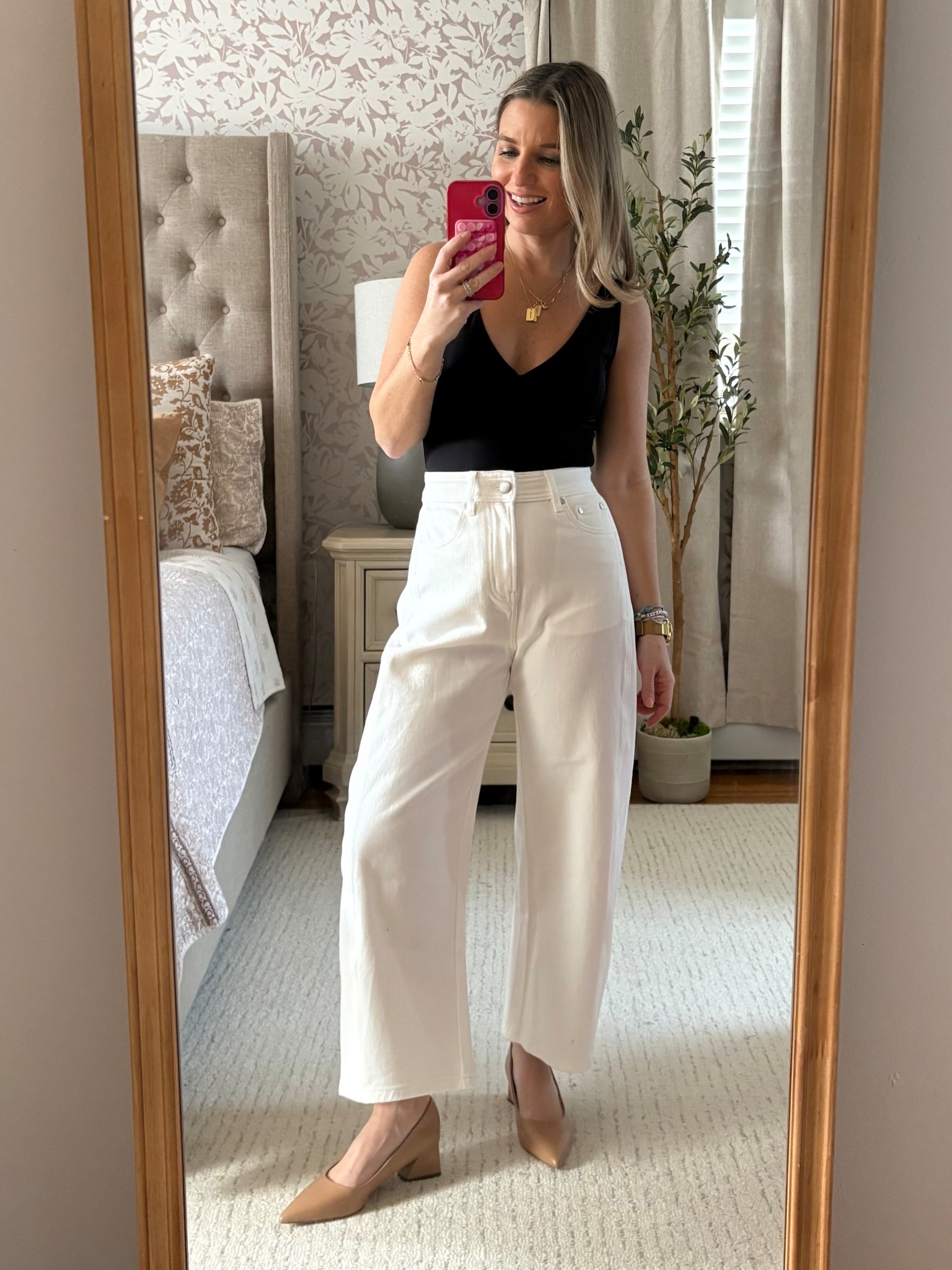 These basic tanks are soooo good!!! I have them in black and white and LOVE them!!

#LTKPetite #LTKSaleAlert #LTKSeasonal