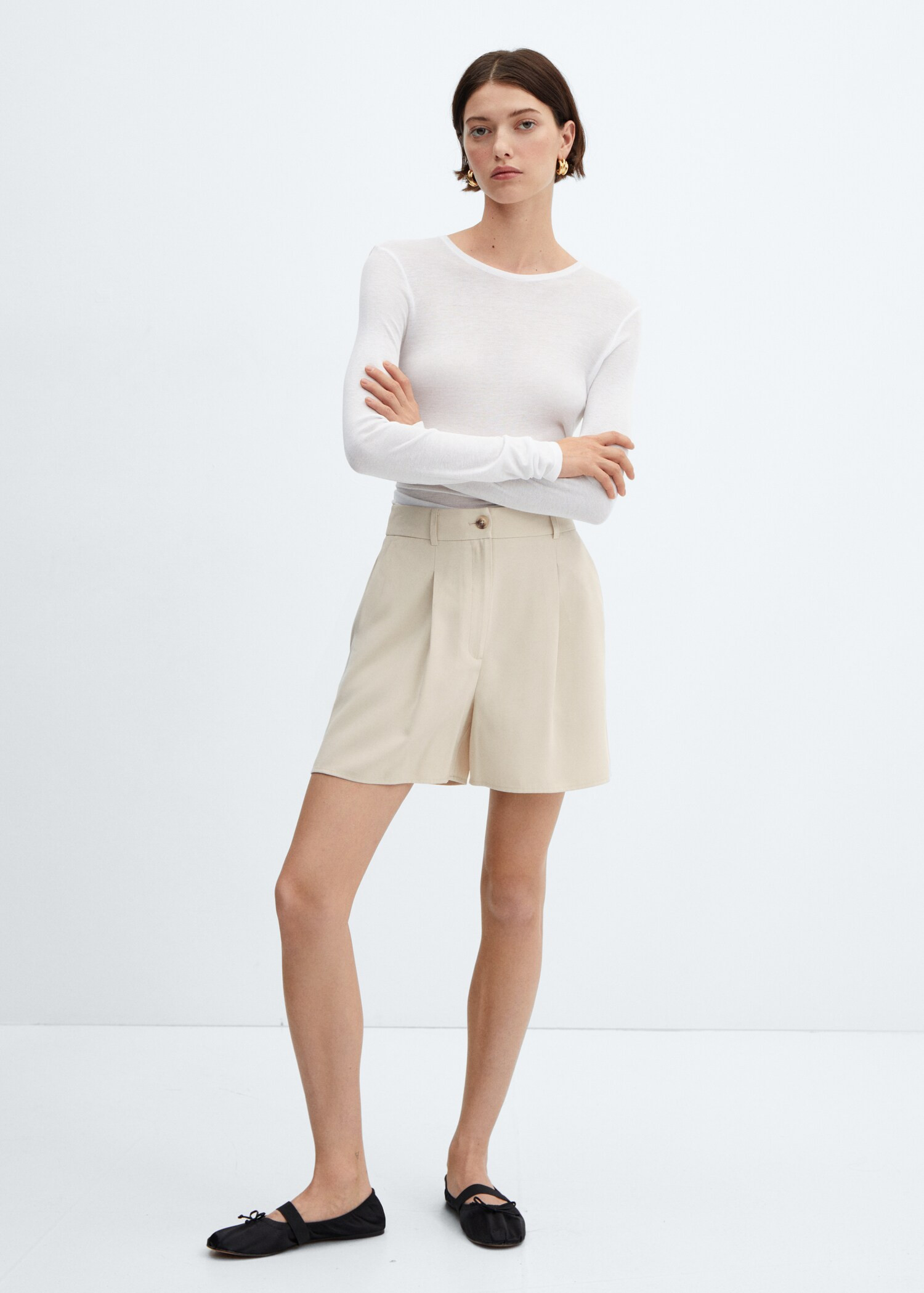 Pleated high-waist shorts - Woman | MANGO USA | MANGO (US)