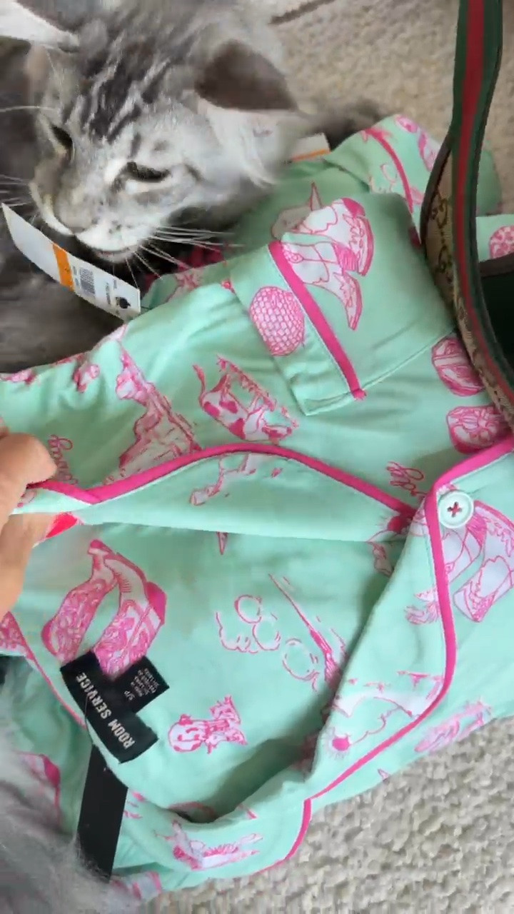 Grabbed the cutest pajamas for Morgan Wallen! My exact ones aren’t in stock, but I linked some other cute rodeo/country concert ones here!