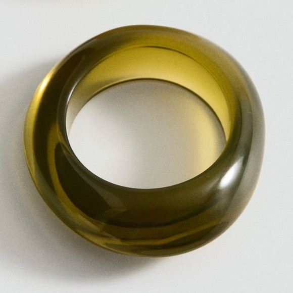 Mango rigid acrylic bracelet green | Poshmark