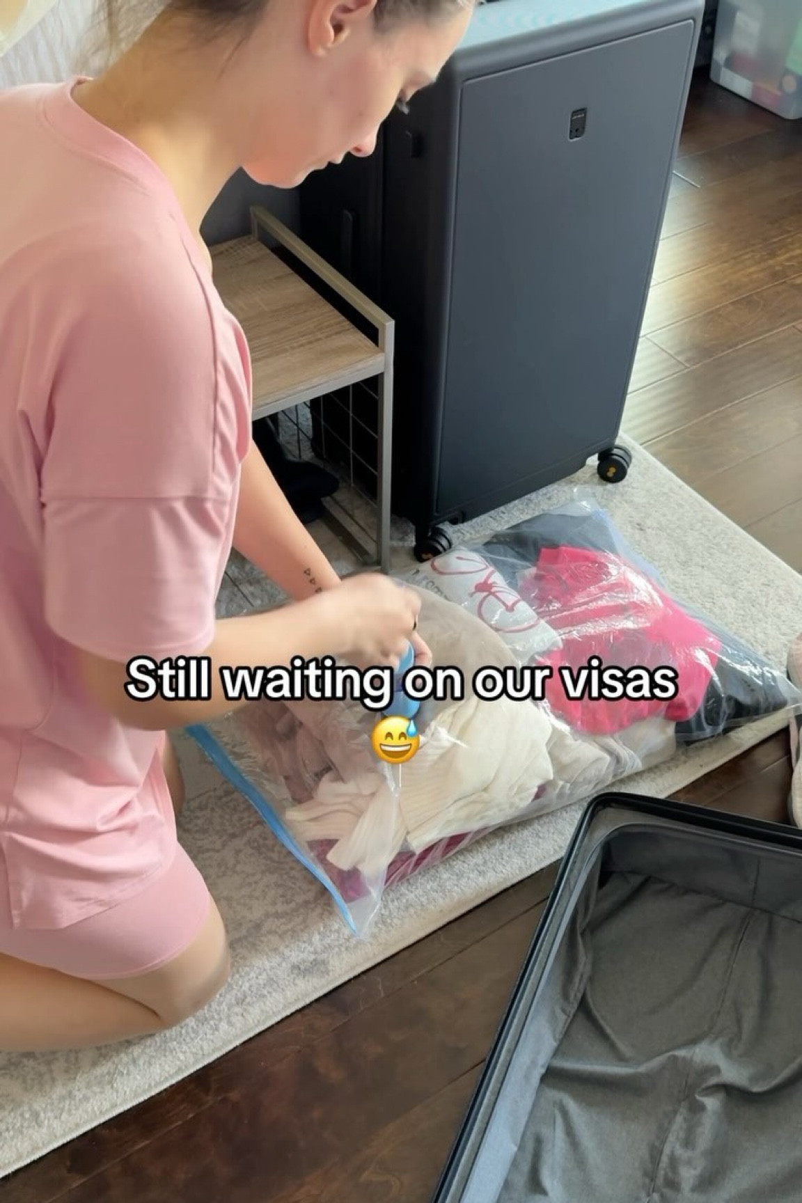 Preparing for our move to Spain. Still waiting on these visas.
#movingtospain
#movingabroad #packing #moving #movetospain #expat