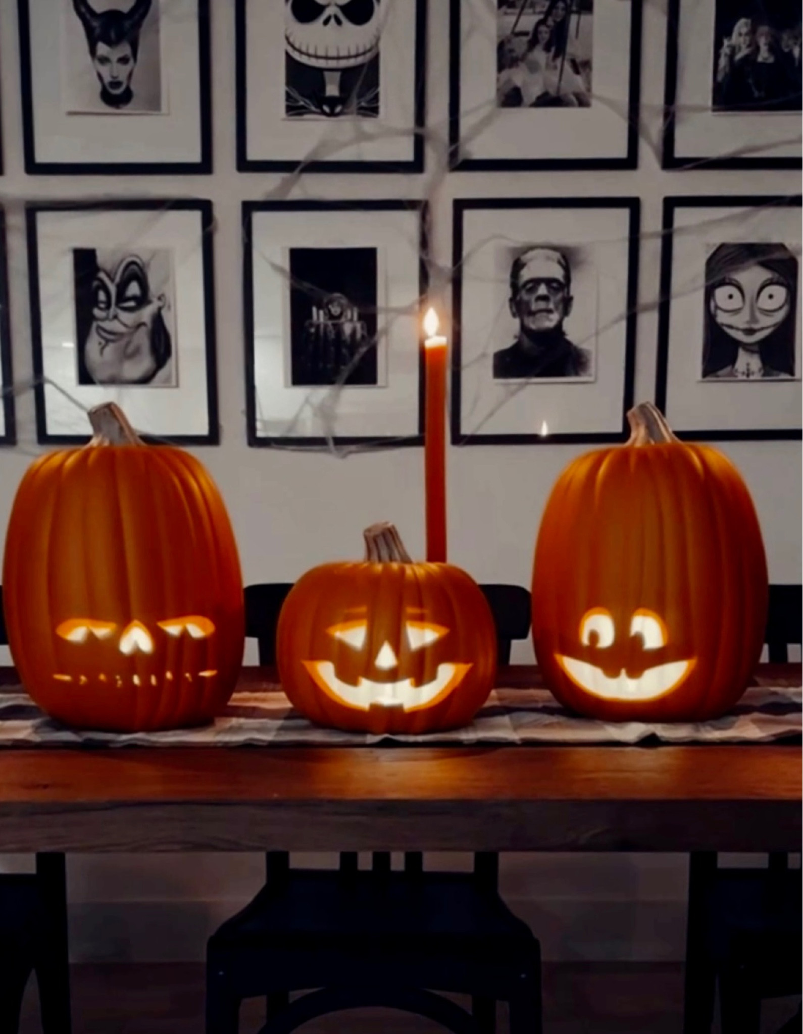 Halloween decor 

#LTKhome #LTKSeasonal #LTKfamily