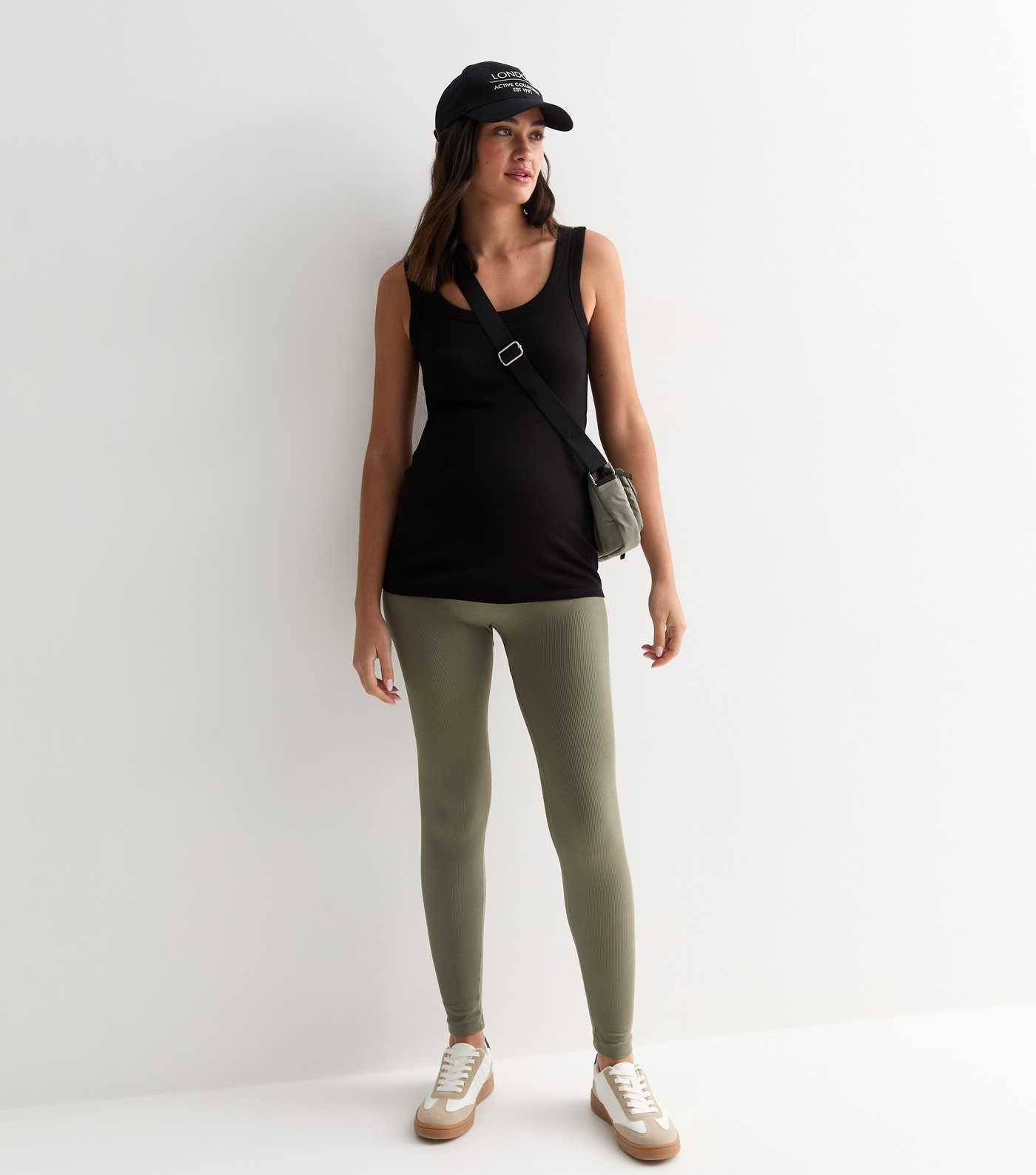 Maternity Khaki Seamless Leggings | New Look | New Look (UK)