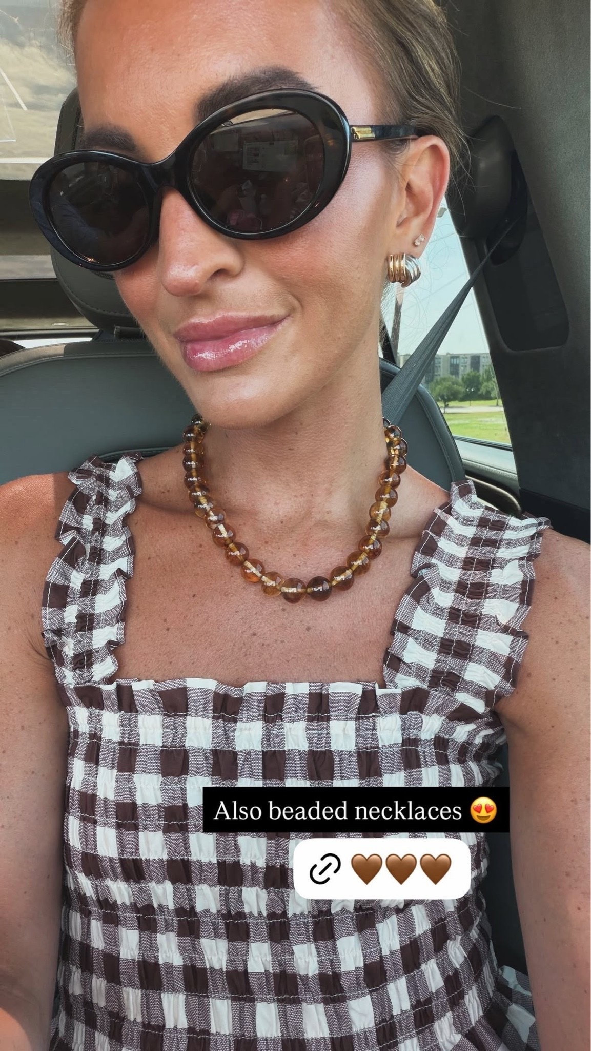 Amazon gingham dress + the cutest beaded necklace for fall 🤎