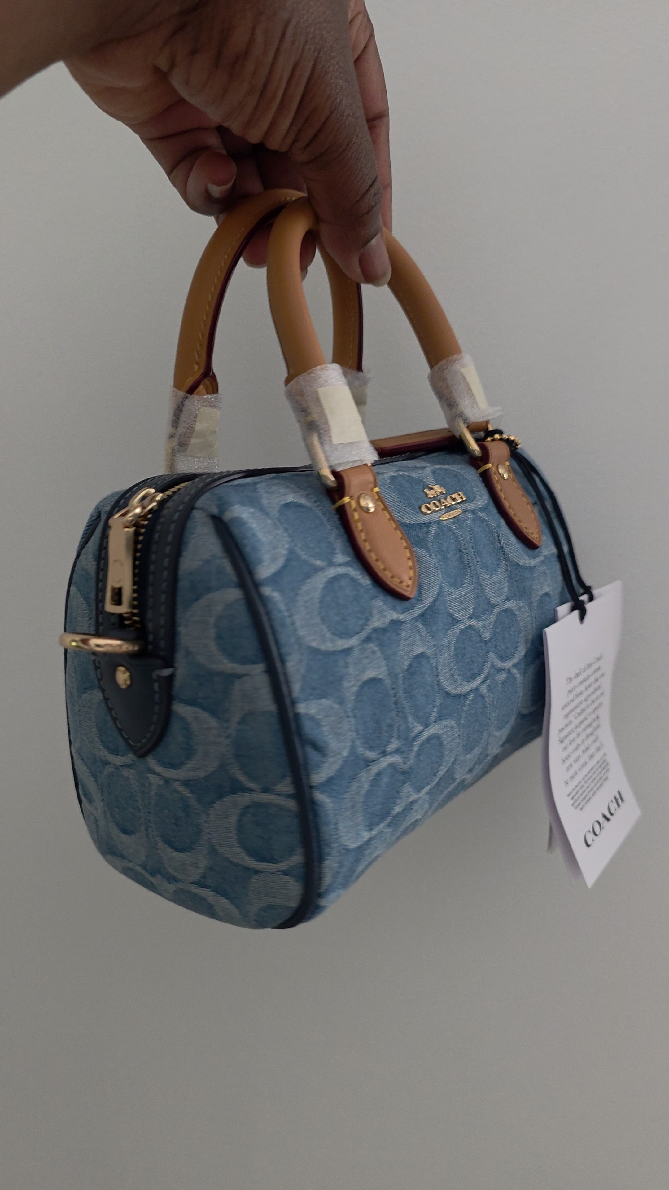 My newest Coach bag. My obsession with cute bags continues 🥰. This is perfect for Spring and summer.

#LTKMothersDay
