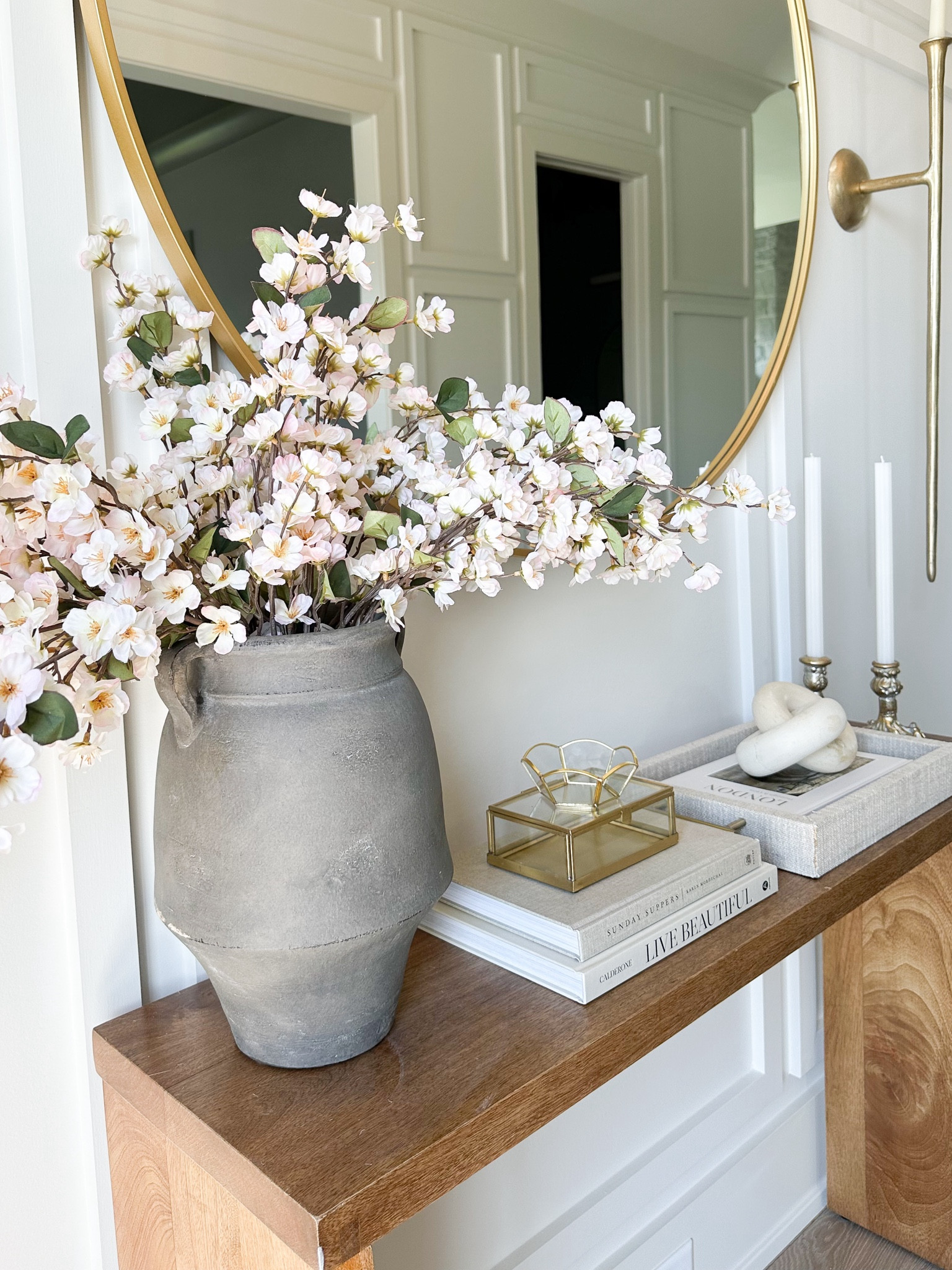 Entry way details 🌸

#LTKstyletip #LTKsalealert #LTKhome