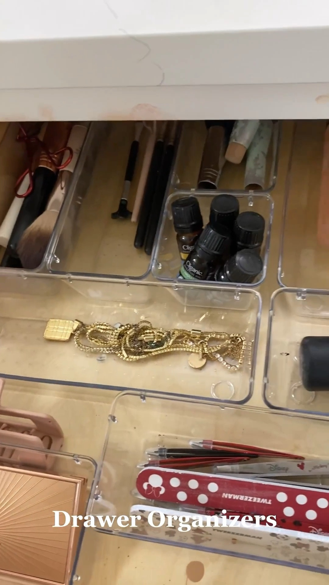 Amazon purchases for my bathroom/vanity area 💄Everything I used to organize in my bathroom is linked!

Makeup vanity mirror with dimmable light, acrylic makeup drawers, lipstick storage, drawer pulls, glass door handes, vanity makeup storage, drawer organizers, spinning storage, stackable drawers, bathroom, makeup mirror, organization, Amazon

#LTKFindsUnder50 #LTKFindsUnder100 #LTKHome