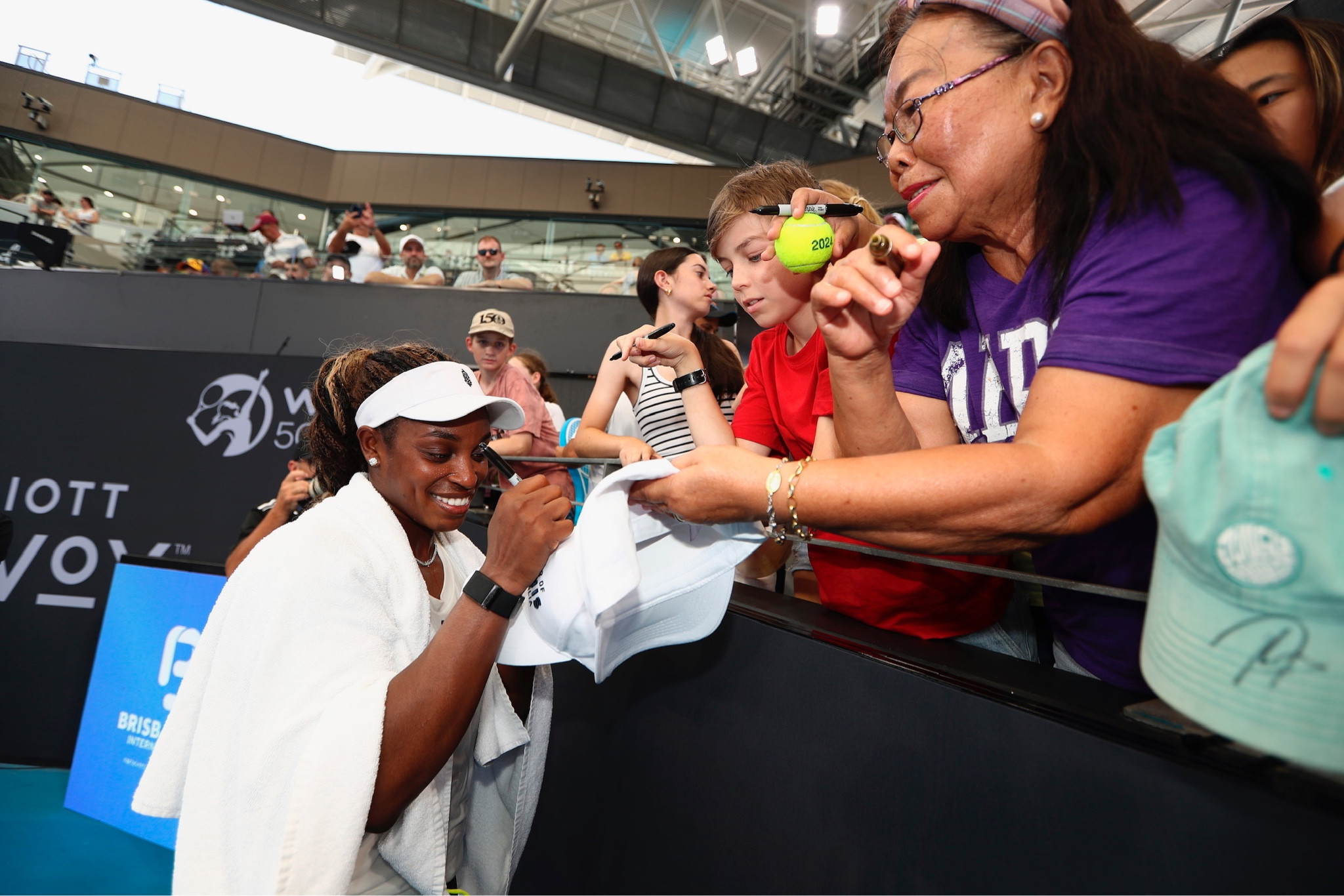 🫶🏾 Brisbane! Happy to be back on court! 

#LTKaustralia #LTKfitness #LTKfindsunder100