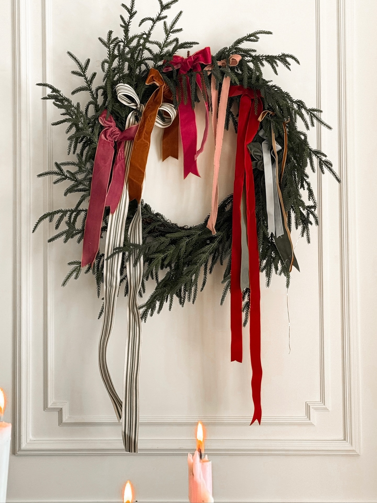 DIY bow Christmas wreath! 🌲🎀♥️🧡🤎🤍