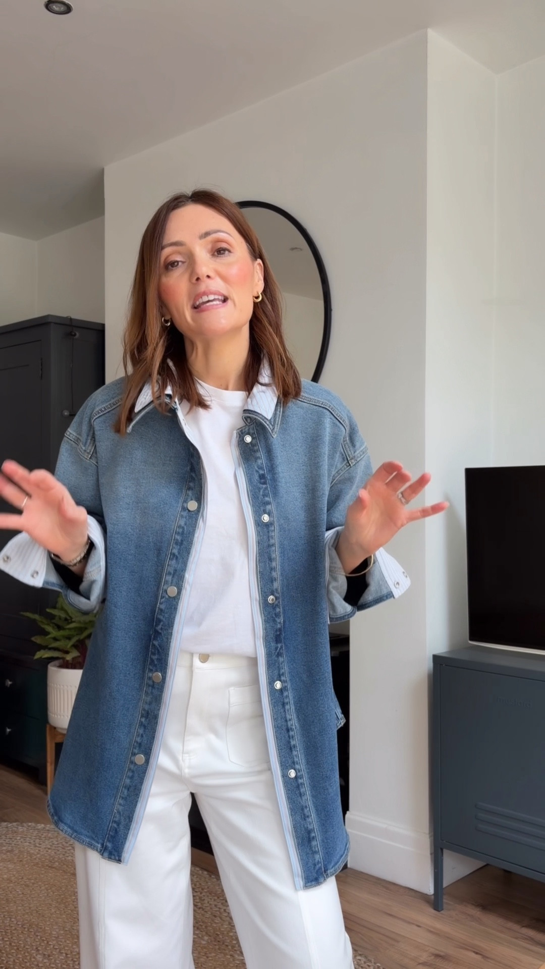 I picked up 4 gorgeous pieces from the New In section at Fabrique ready for spring. 

Mix Front Patch-Pocket Ankle Pants In Stretch Cotton Blend.

Harlow Striped Contrast Patchwork Shirt in Cotton Denim.

Oakley Double Waistband Relaxed-Fit Tailored Trousers in Cotton Linen

Solene Utility Style Fitted Denim Jacket in Hemp-Blend Denim

I’m wearing a size small in everything, and you can get 10% off with my code ForLeanne.

Comment SHOP and I’ll send you the links 

#Fabrique #Fabriquedesigners #Fabs

#LTKuk #LTKspring