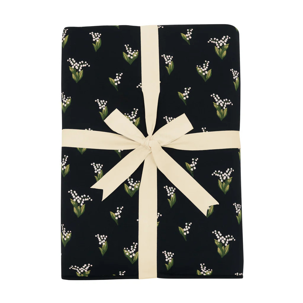 Youth Blanket in Midnight Lily 2.5 | Kyte BABY