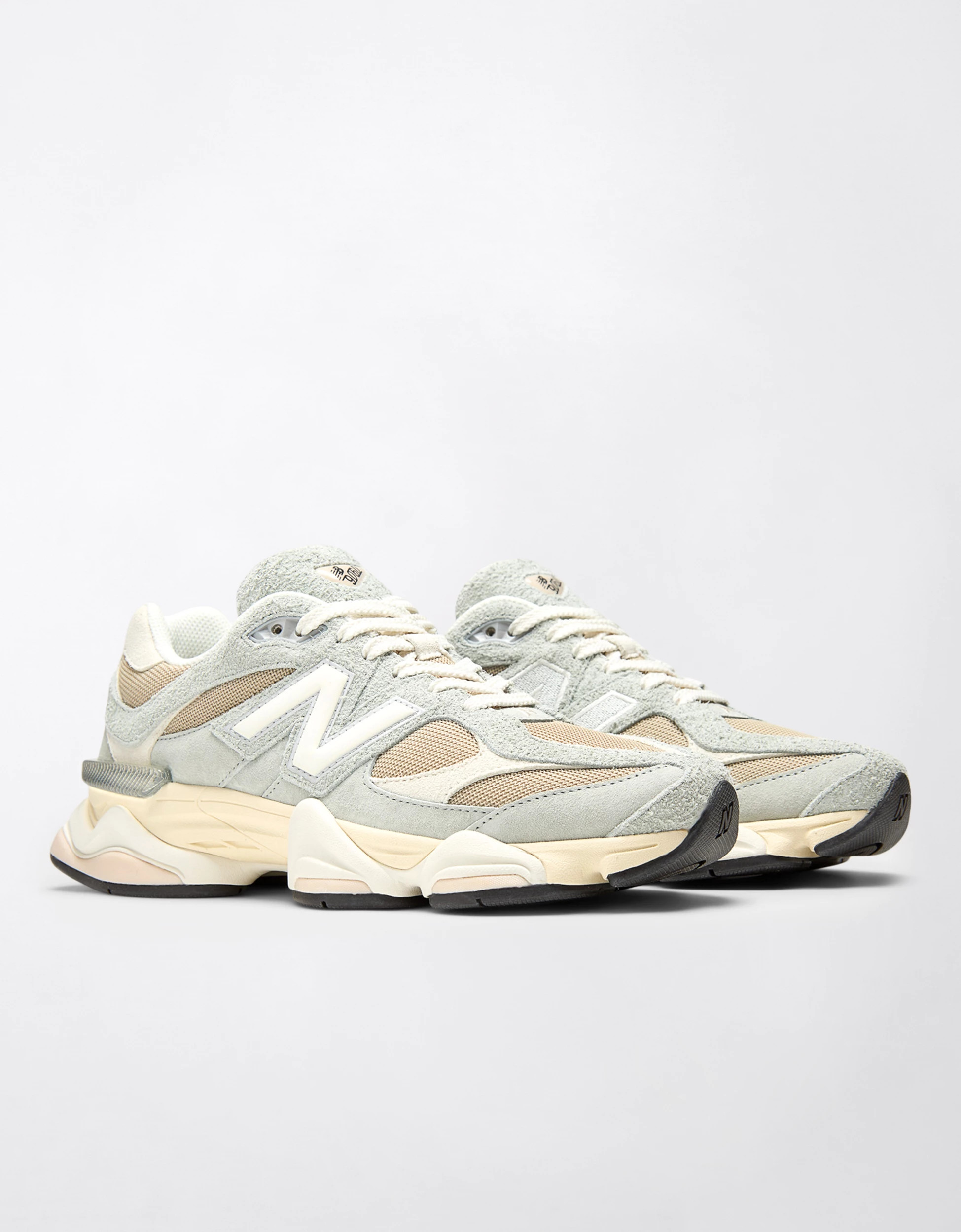 New Balance Men's 9060 Sneaker | American Eagle Outfitters (US & CA)