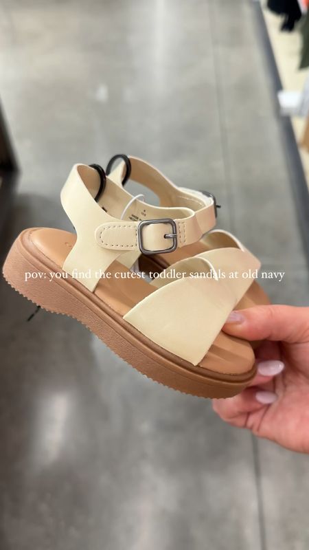 STOP. IT. RIGHT. NOW. 😍 how freaking cute are these toddler sandals?! the little chunky bottom ooomg 🥹 they’re on major sale right now — SHARE/TAG a toddler girl mom who needs to see these & follow for more of the best kids fashion 🫶🏼 comment ‘sandals’ and I’ll send you the link to shop both ✨

#oldnavy #oldnavystyle #oldnavykids #tinytrendswithtori #toddlerootd #trendytoddler #trendytots #girlmomlife #momsofgirls #toddlergirlfashion #toddlergirlstyle #kidsfashion #momblogger #familyblogger little girl trends, neutral girl, trendy girls, spring fashion, summer trends, toddler style

#LTKfamily #LTKkids #LTKshoecrush