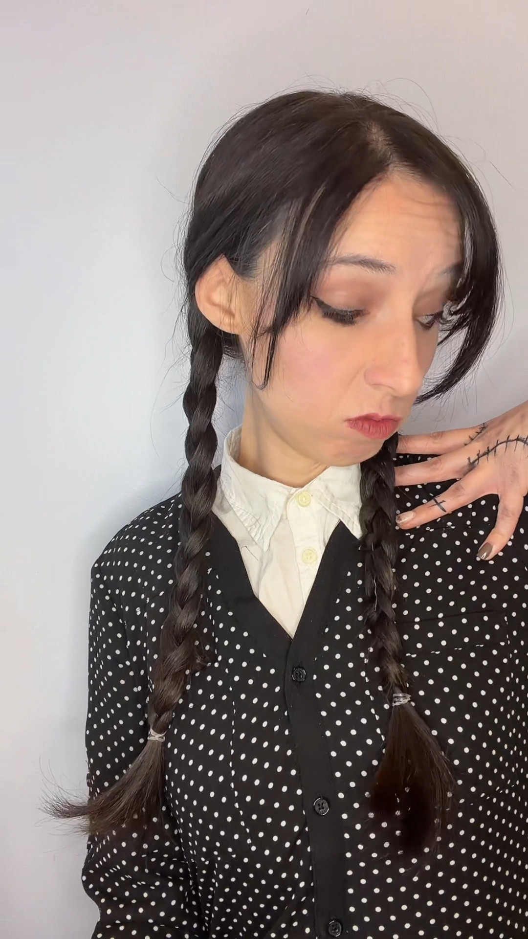 It’s giving spooky chic 🖤🕸️ #fyp #lastminutehalloweencostumes #wednesdayaddams 

#LTKFindsUnder100 #LTKHalloween #LTKStyleTip