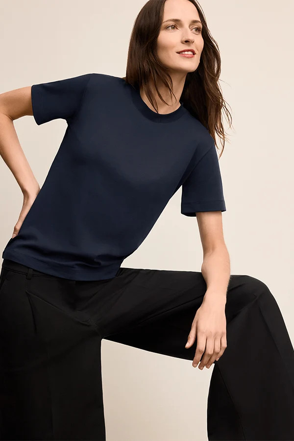 Leslie Classic T-Shirt - Organic Pima Cotton :: Dark Navy | MM LaFleur