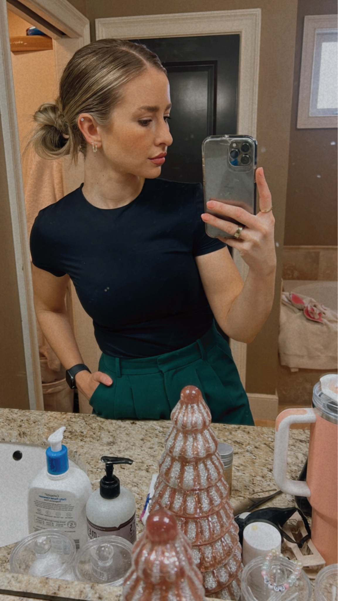 Slicked back hair vibe 

#LTKstyletip #LTKbeauty #LTKworkwear