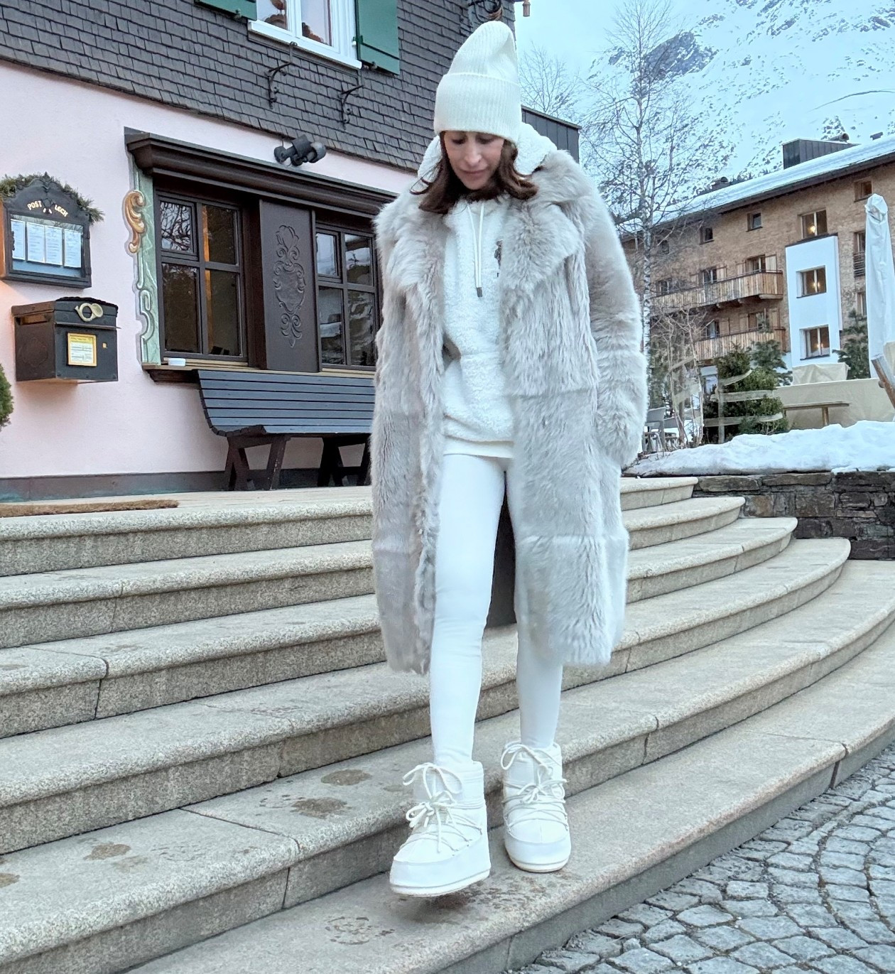 moon boot roundup ; ski season

#LTKmomlife #LTKActive #LTKTravel