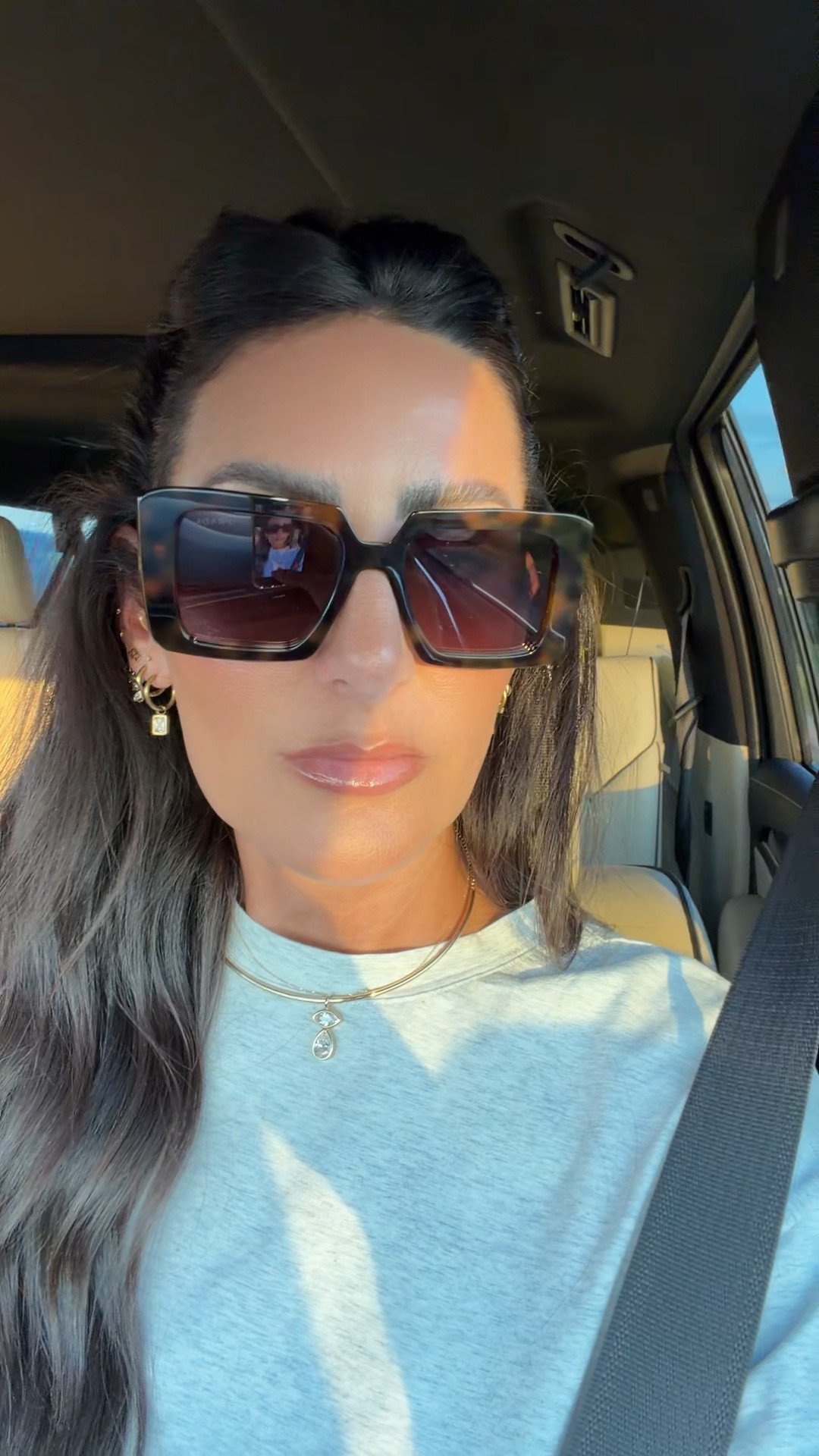 NSale designer Sunnies 

It’s an addiction what can I say 😂

#LTKootd #LTKOver40