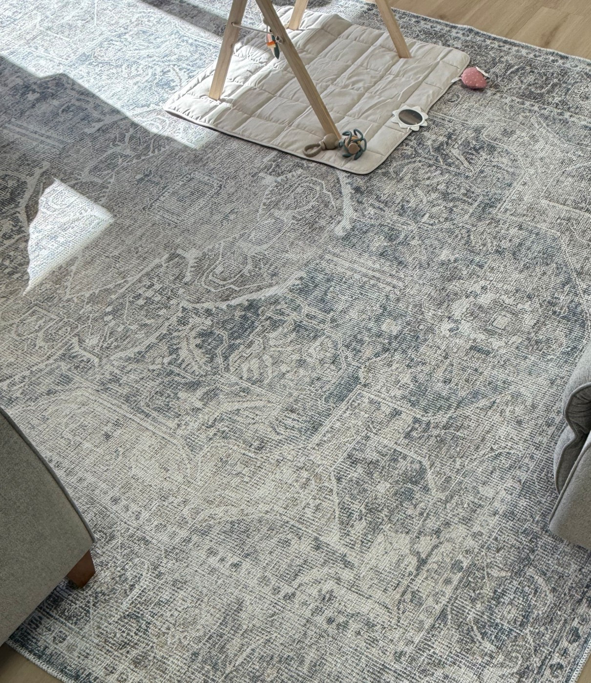 Living room rug on sale! #boutiquerugs #livingroomdecor #rugs #sale

#LTKStyleTip #LTKSaleAlert