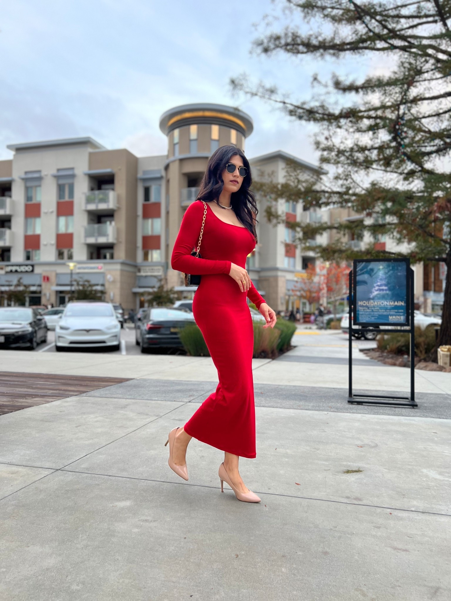 Red dress from Amazon. Body hugging with deep neck. 

#LTKSaleAlert #LTKFindsUnder100 #LTKFindsUnder50