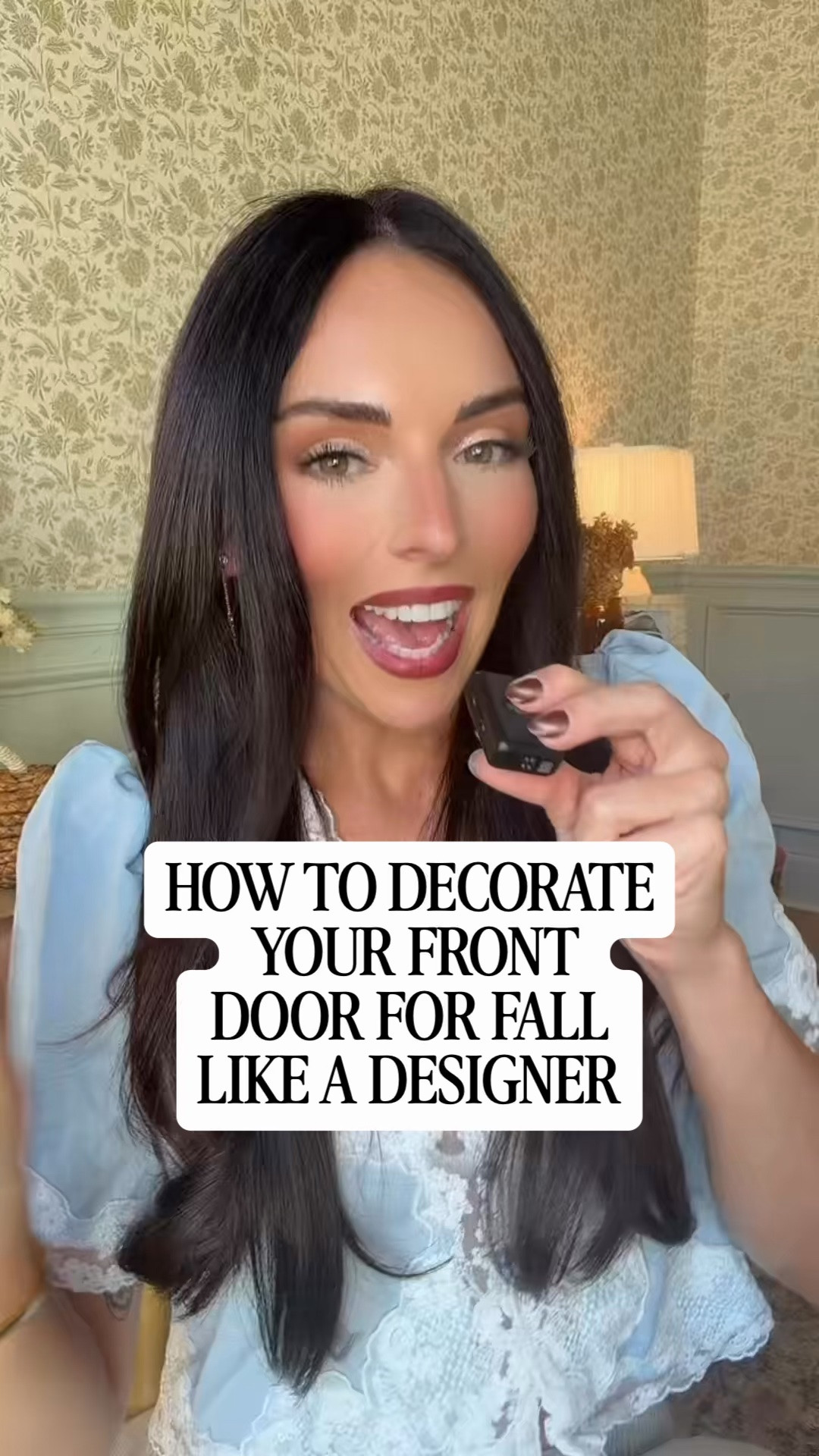 How to decorate your front door for fall like a designer 🍂🏡

The secret? Layering, scale, and keeping it intentional. You don’t need 47 pumpkins and a “Happy Fall Y’all” sign to make your porch feel festive. 😂

Start with a statement wreath, layer in seasonal greenery, use planters with height, and cluster pumpkins in different sizes + tones instead of lining them up perfectly. And don’t forget the doormat—layering it over a larger outdoor rug instantly makes the whole entry feel more finished.

Think collected and cozy, not craft store explosion. 🤎

Save this for your fall decorating weekend + send it to someone whose front porch needs a little fall moment. 🍁