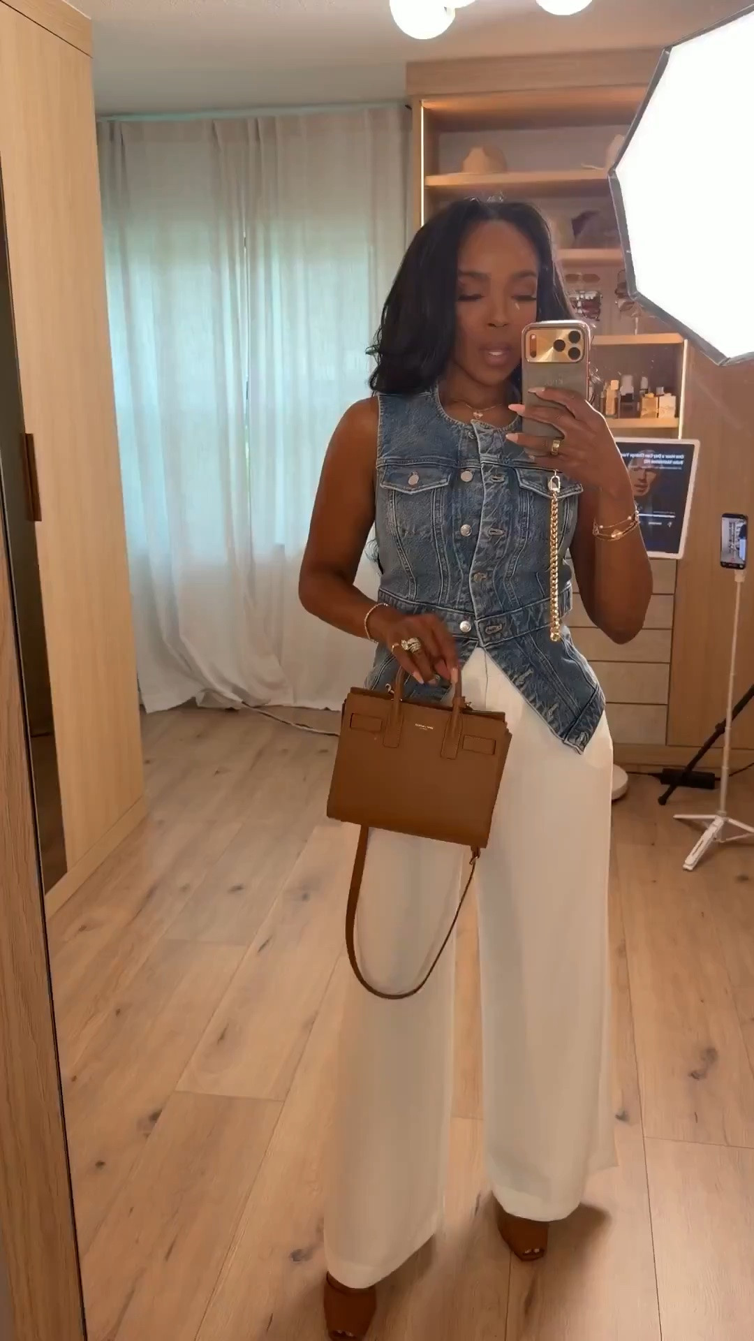 Hi Babes! 

This look is the perfect mix of polished and effortless 🤍 The structured denim corset-style top paired with flowy white trousers gives that elevated rich-mom aesthetic while still feeling wearable for everyday. I love how the denim cinches the waist and instantly makes the whole outfit look styled with minimal effort.

This is one of those outfits that looks expensive, timeless, and put together every single time. The neutral accessories with the denim detail make it feel chic without overdoing it.

Perfect for:
• Brunch dates  
• Casual luxury looks  
• Vacation dinners  
• Summer to fall styling  
• Everyday elevated outfits  
• Girls day out looks  

Everything is linked below ✨

xx Kira | IG: KirasFashionFinds

34D - 27 - 40 • Size Small or 4

#LTKgrwm #LTKootd #LTKdayinmylife