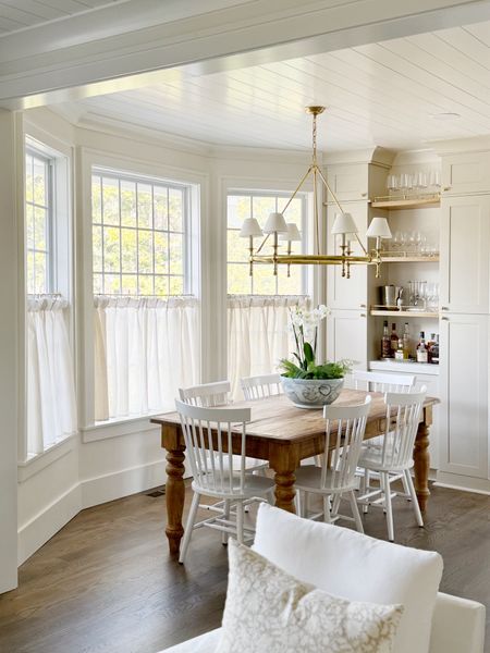 Kitchen nook with natural table and Windsor chairs, love this brass railing from Etsy and curtain rods from Amazon! 



#LTKSeasonal #LTKstyletip #LTKhome