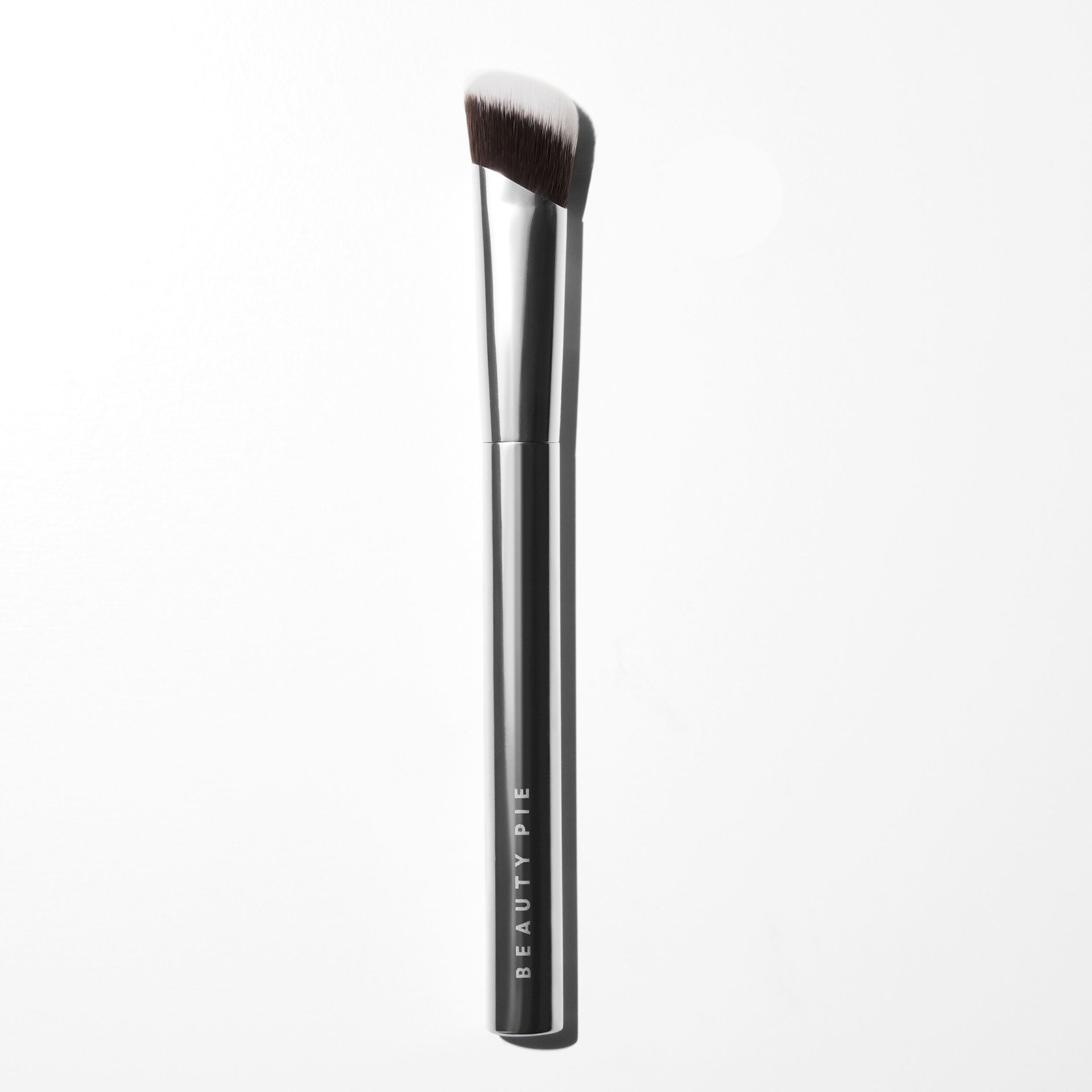 Pro Angled Concealer Brush 002 | Beauty Pie (UK)