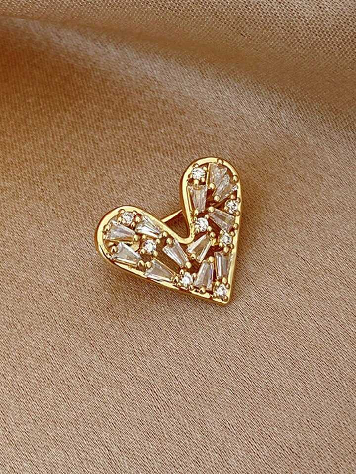 1pc Heart Shaped Brooch For Women, Anti-slip Collar Pin For Suit Decoration | SHEIN USA | SHEIN
