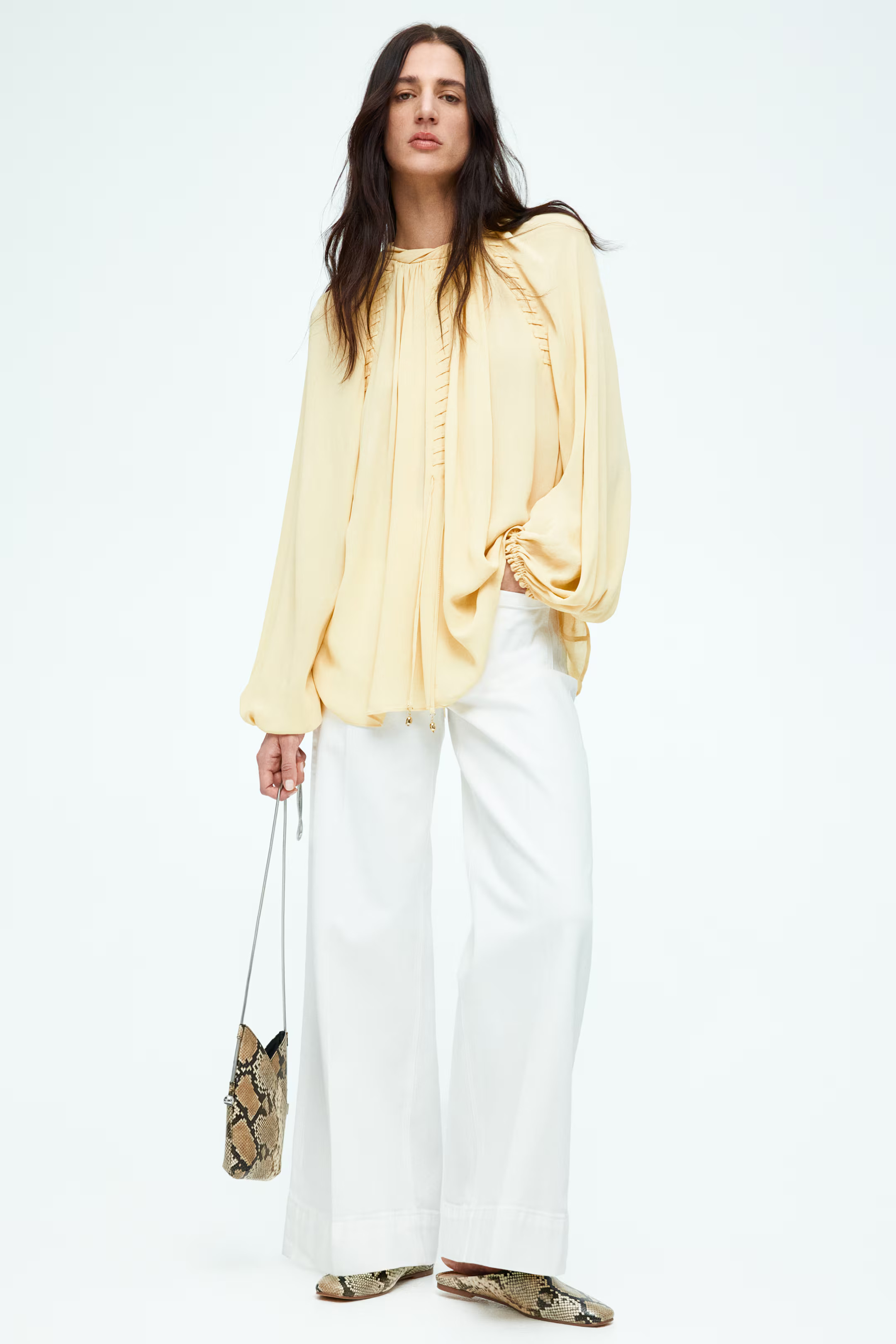 Oversized chiffon blouse - Light yellow - Ladies | H&M GB | H&M (UK, MY, IN, SG, PH, TW, HK)