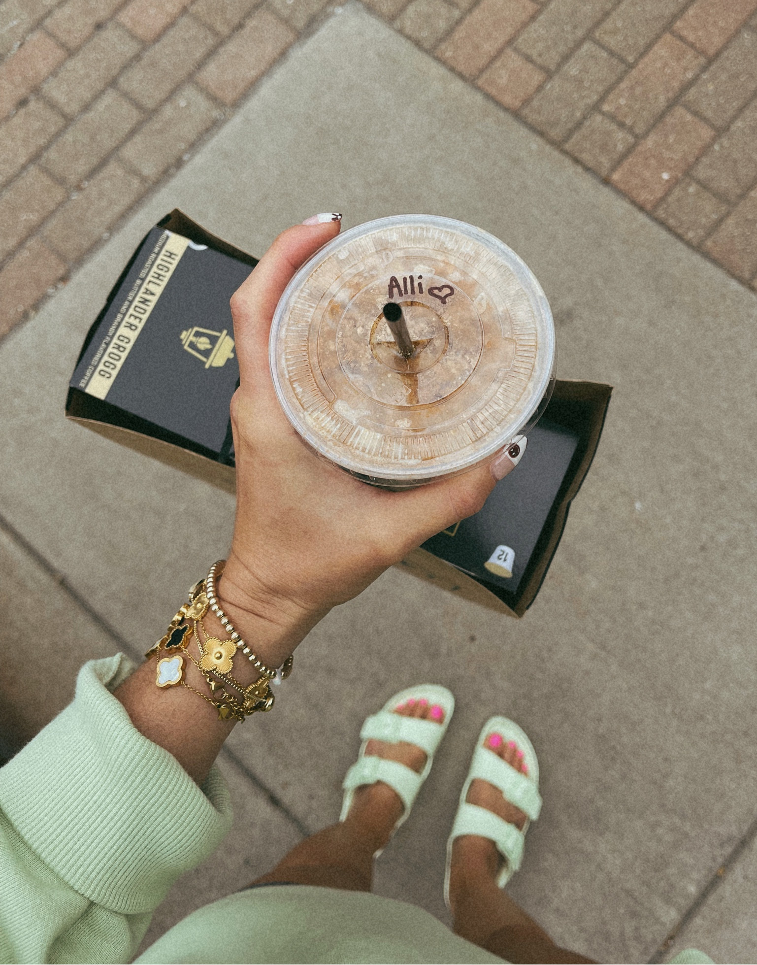 the perfect gold bracelet stack. amazing Van Cleef clover bracelet dupe from Amazon!

#LTKstyletip #LTKunder50