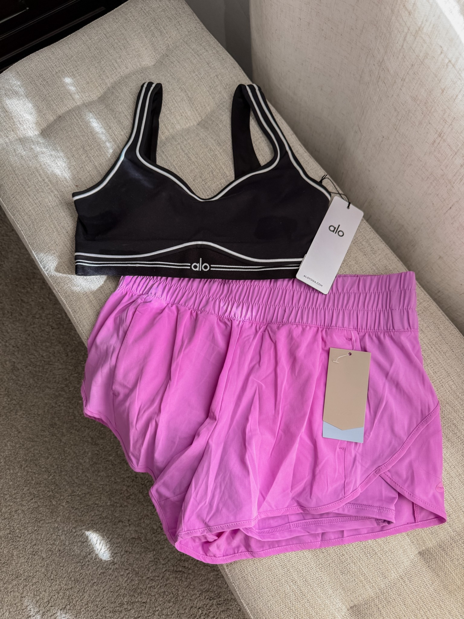 Work out sets I’ll be living in this summer! 

Alo yoga, alo workout set, womens workout clothes, mom life, mom fit, activewear, active must haves

@Alo Yoga 

#LTKActive #LTKselfcare #LTKmomlife