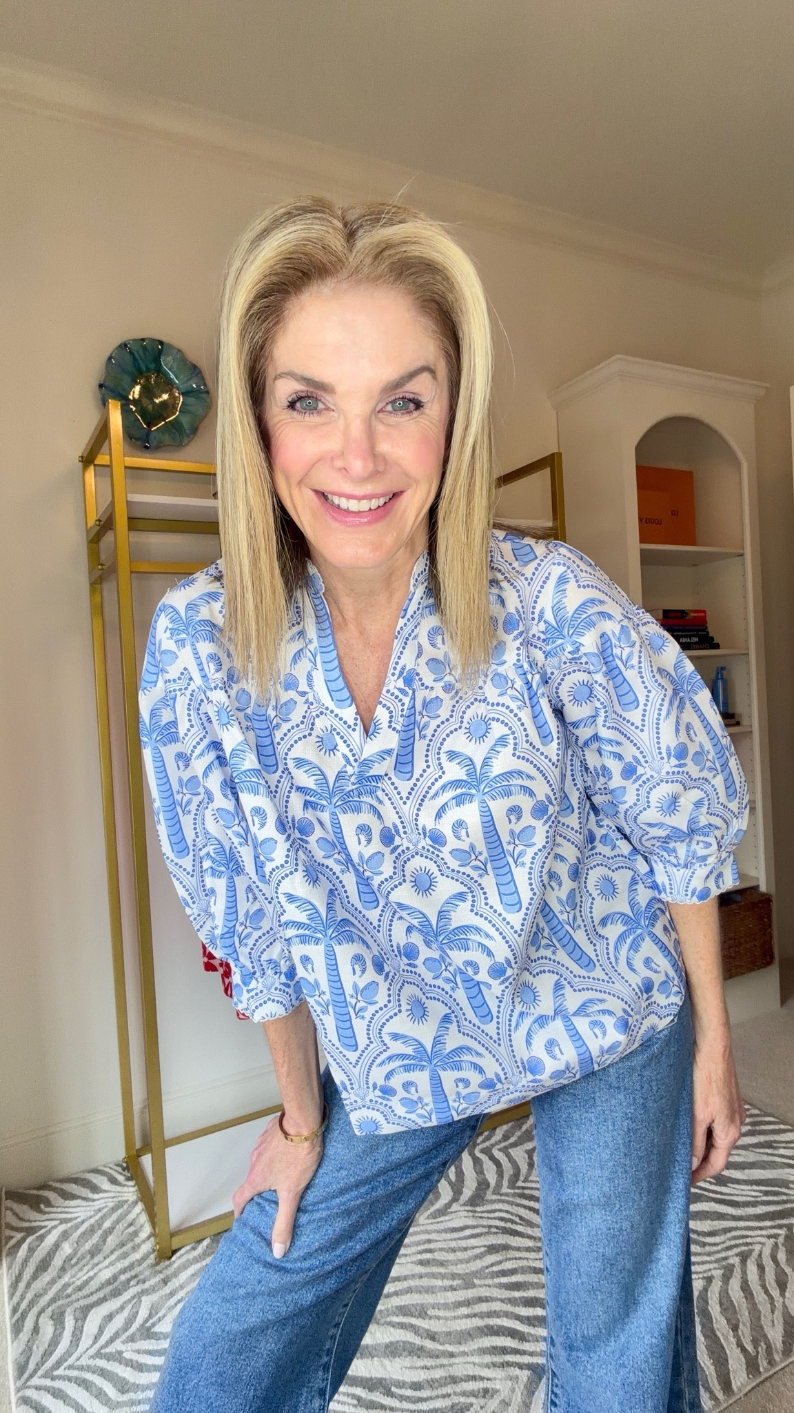 The perfect top for summertime and travel! Size S.

#LTKSeasonal #LTKOver40 #LTKTravel