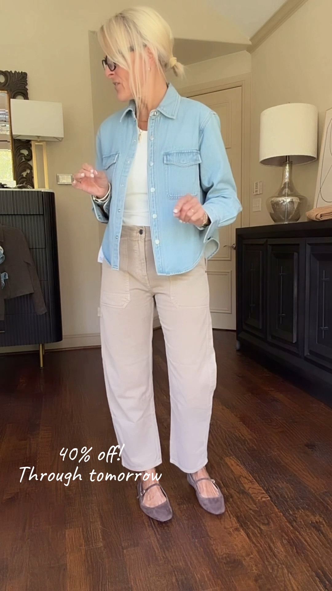 40% off sitewide at Gap
Until 8/20￼

Sadly the pants look to be sold out already
But linking several other really great quality items from Gap

#LTKActive #LTKSaleAlert #LTKOver40