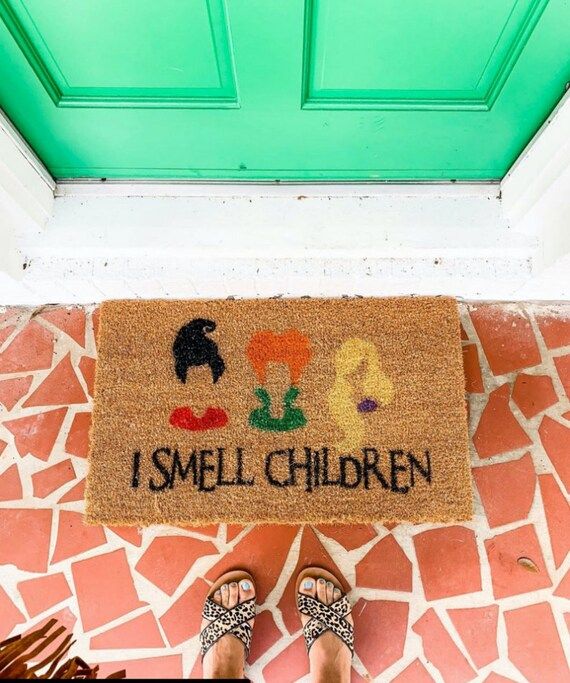 Hocus Pocus Inspired Doormat/ I Smell Children/ Fall Decor/ Halloween Doormat/ Sanderson Sisters | Etsy (US)