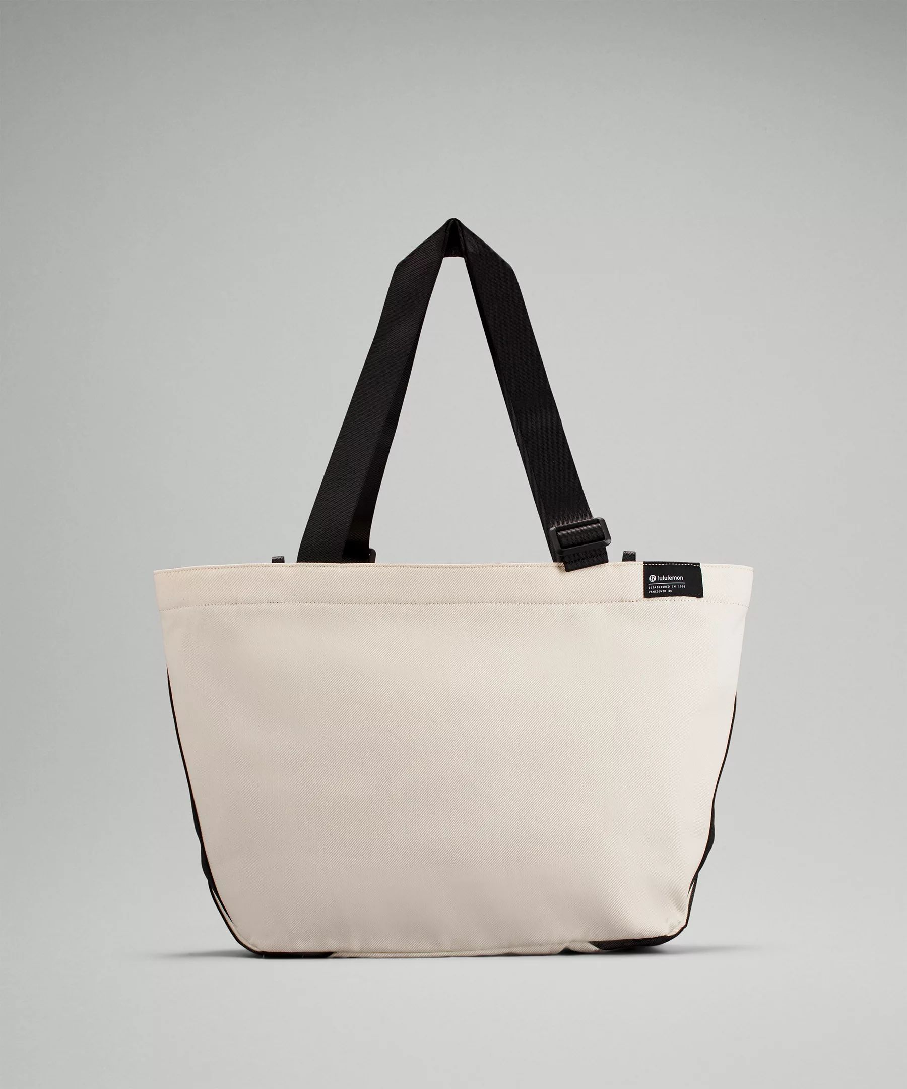 Clean Lines Canvas Tote Bag 22L | Lululemon (US)