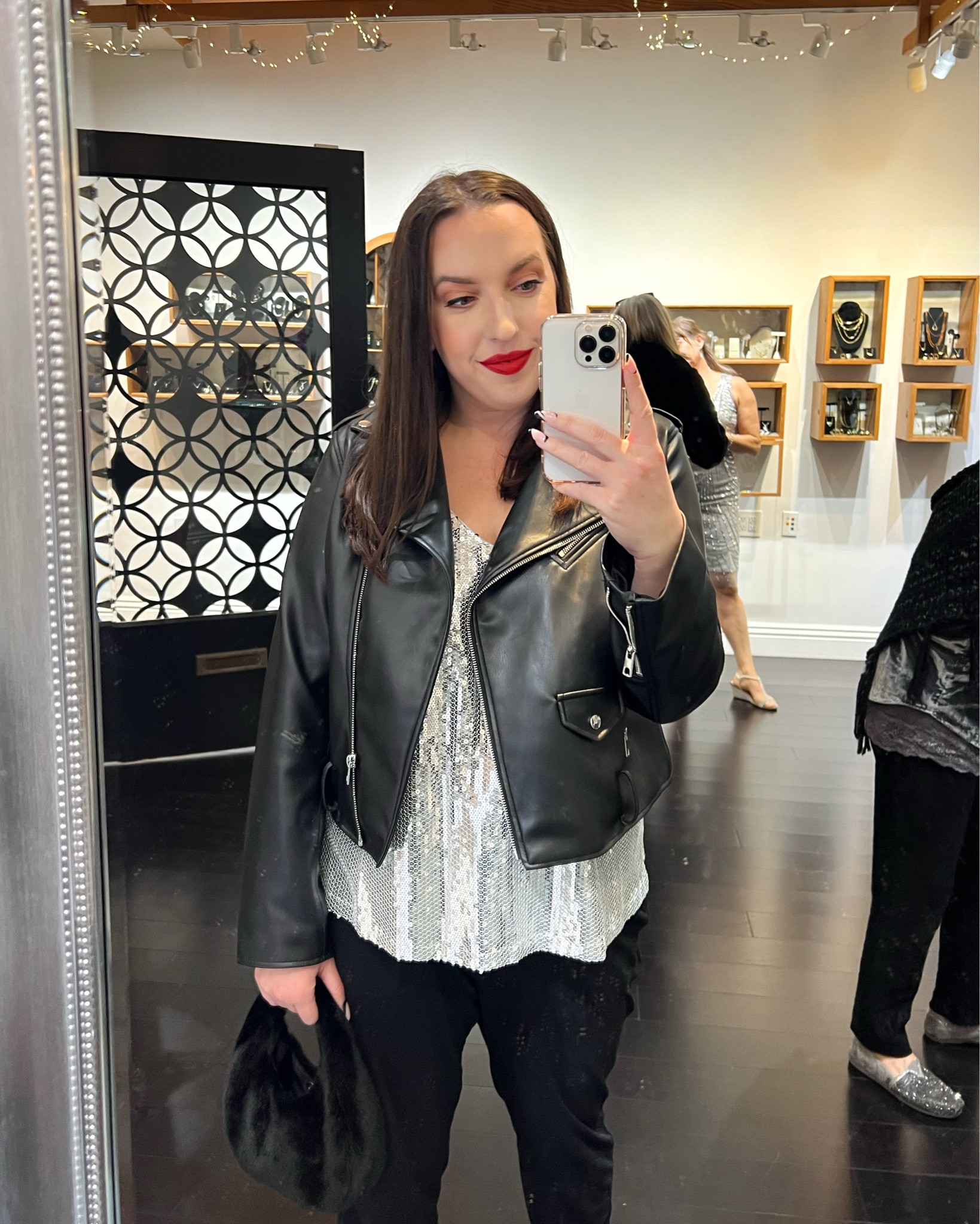 Sequin top for the holidays! Easy holiday outfits on repeat  #LTKCyberweek #LTKHoliday

#LTKSeasonal