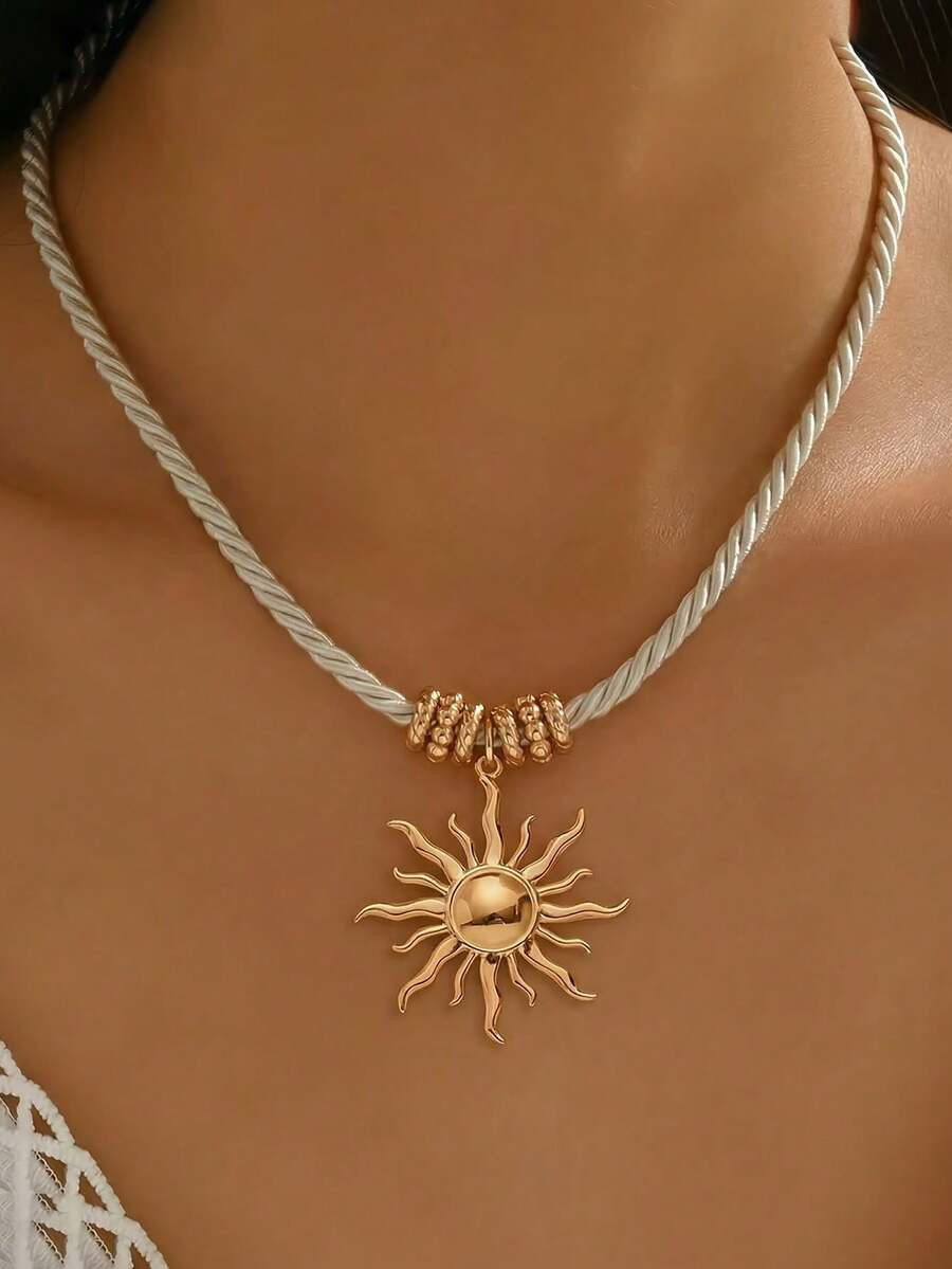1pc Spring & Summer Minimalist Elegant Women Pendant Necklace, Vintage Bohemian Golden Starfish P... | SHEIN
