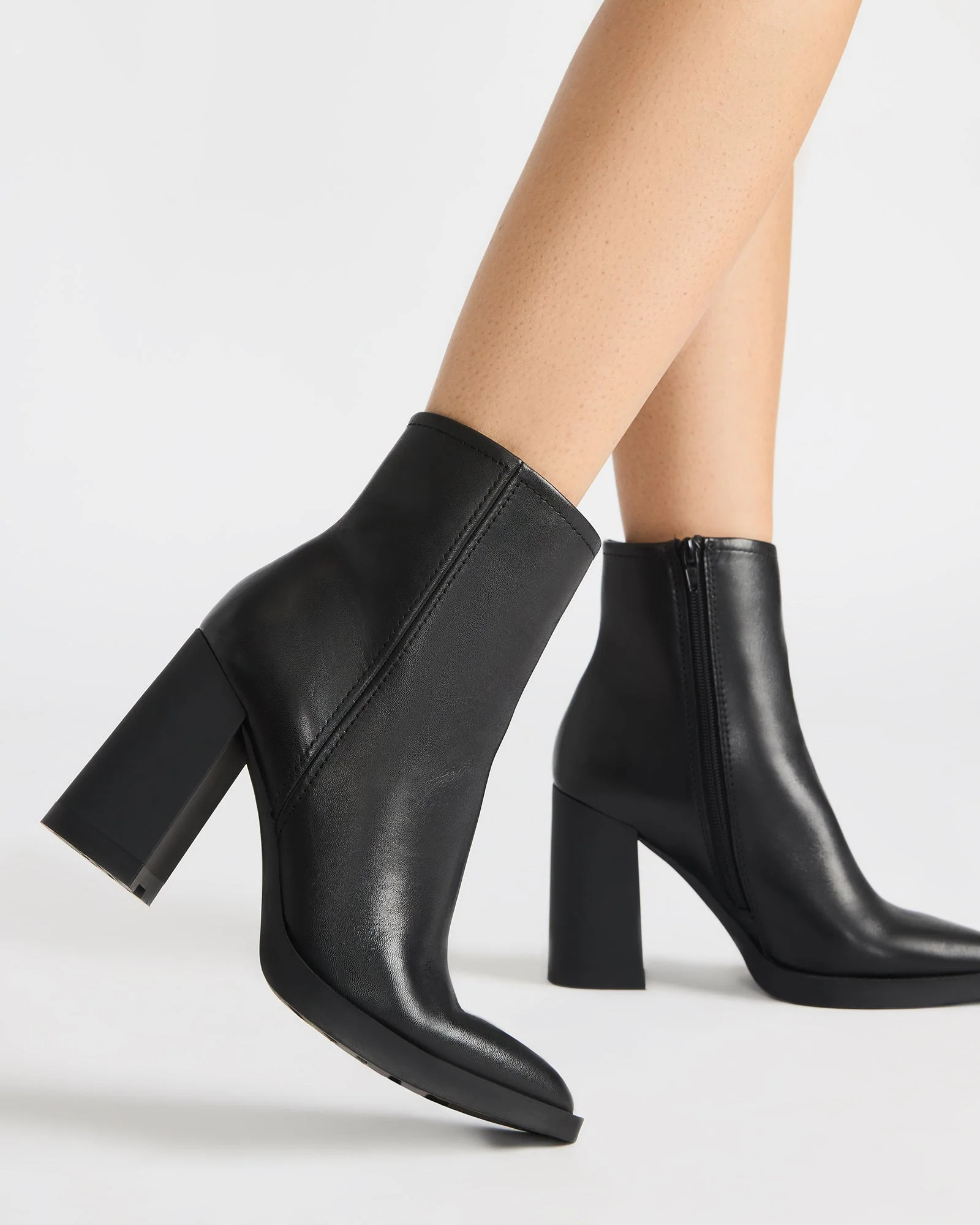 HARDEN Black Leather Women's Pointed-Toe Ankle Boot | Steve Madden (US)
