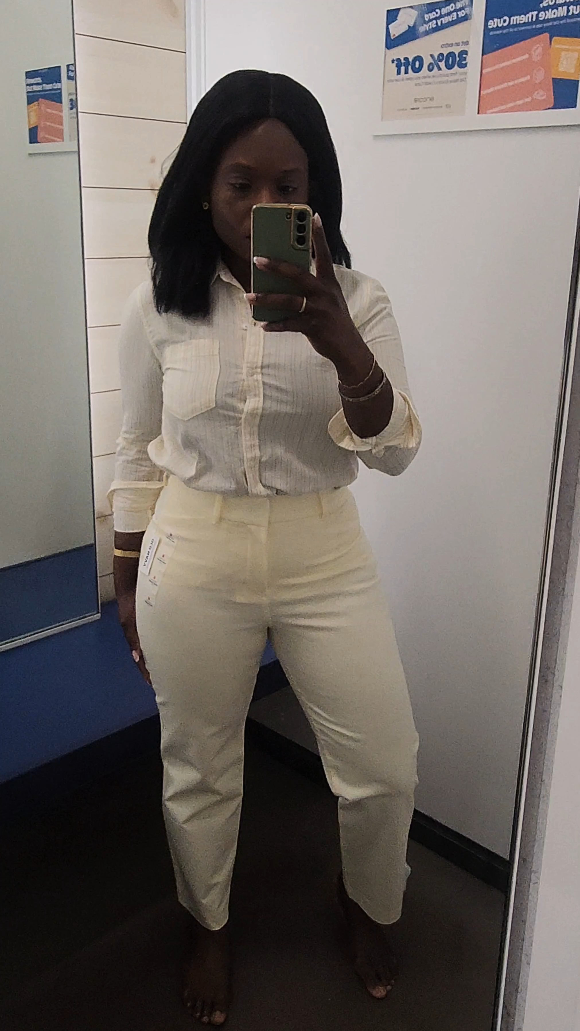 X-small Old Navy classic shirt, striped yellow button down, Size 6 yellow Old Navy mid rise pixie straight ankle pants. Luv the colour but would need to go up 2 sizes for a better fit in the pants

#LTKSaleAlert #LTKSeasonal #LTKPetite