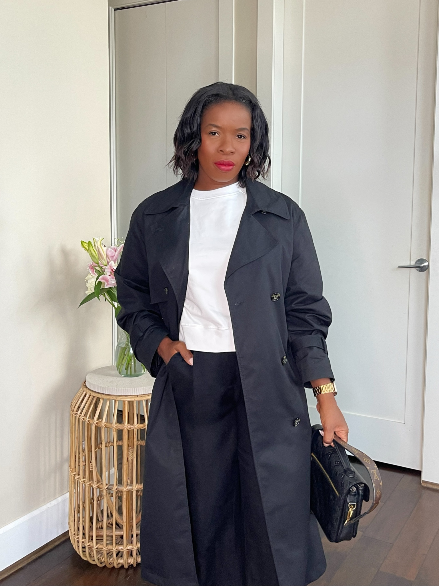 Simple outfit that works every time. Grab your fave trousers, and a t-shirt and then a trench coat or wool coat. Finish it off with a pair of trainers and red lip . You will look put together with little effort. 

#LTKStyleTip #LTKGiftGuide #LTKHoliday