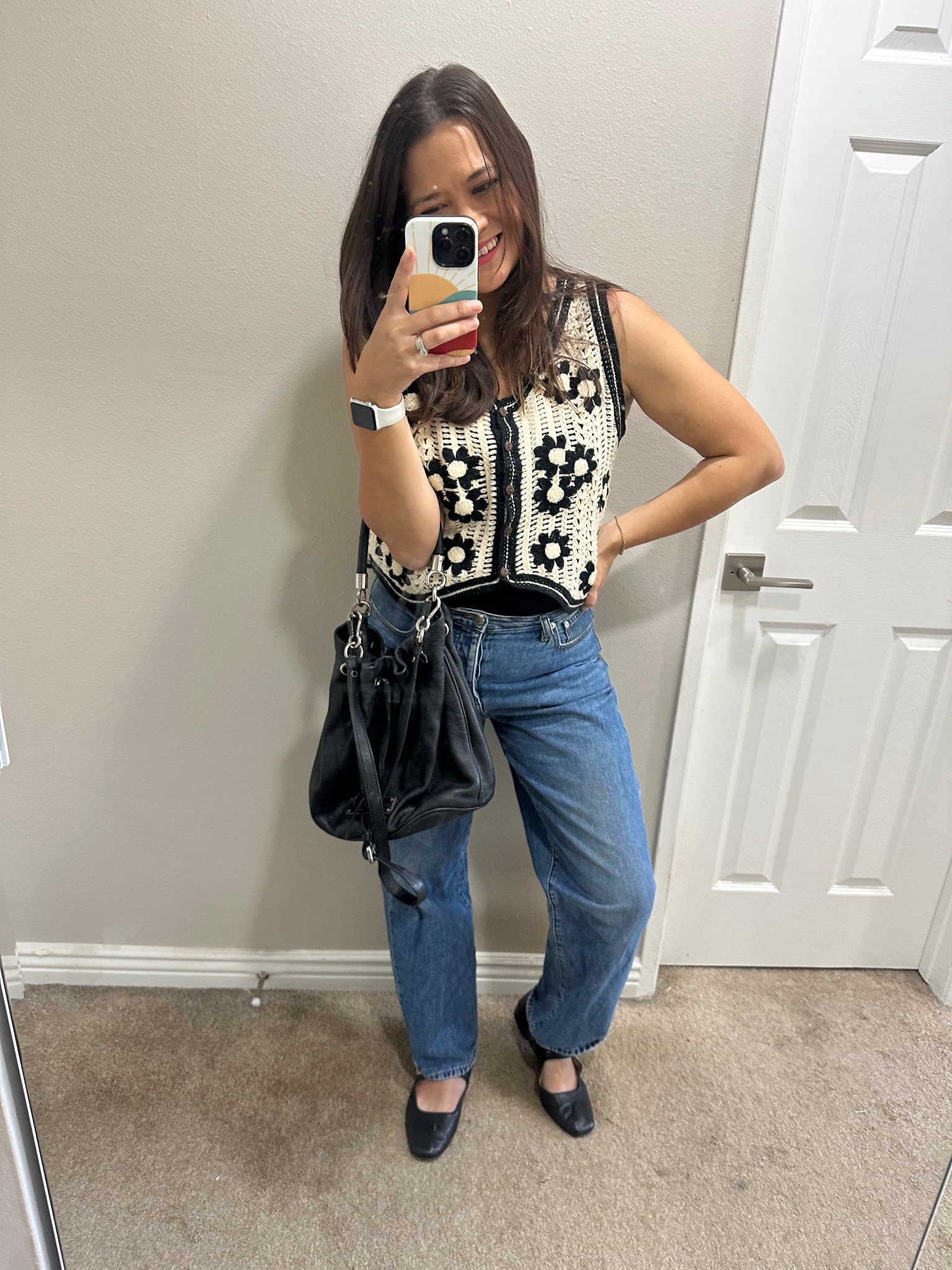 Fall outfit for California: 

Vest: Amazon 
Underneath bodysuit: Amazon 
Jeans: madewell 
Shoes: Sam Edelman Mary Jane Flats 
Bag: old Marc by Marc Jacobs found via eBay 

#LTKItBag #LTKShoeCrush #LTKSaleAlert