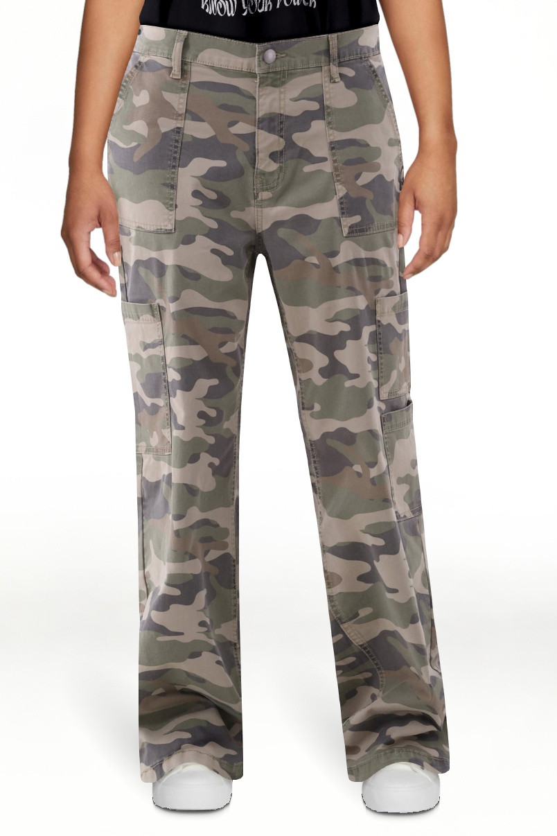 No Boundaries Wide Leg Cargo Pants, 31.5'' Inseam, Women's | Walmart (US)