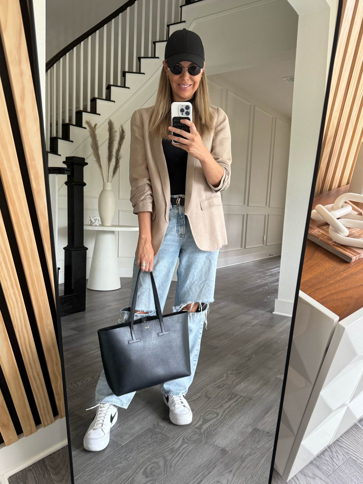 My Airport / Travel Outfits are Never without a Blazer